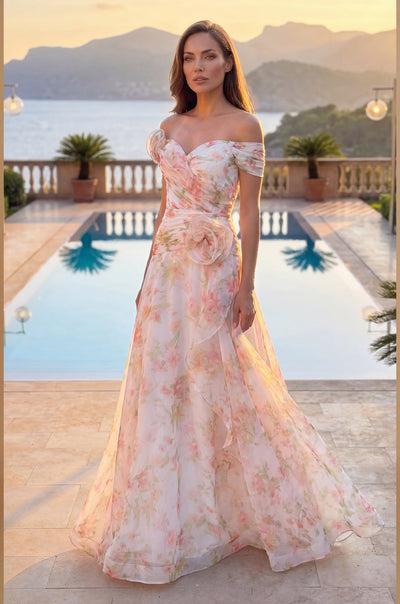Sweat-Proofing Your Dress for an Outdoor Summer Wedding