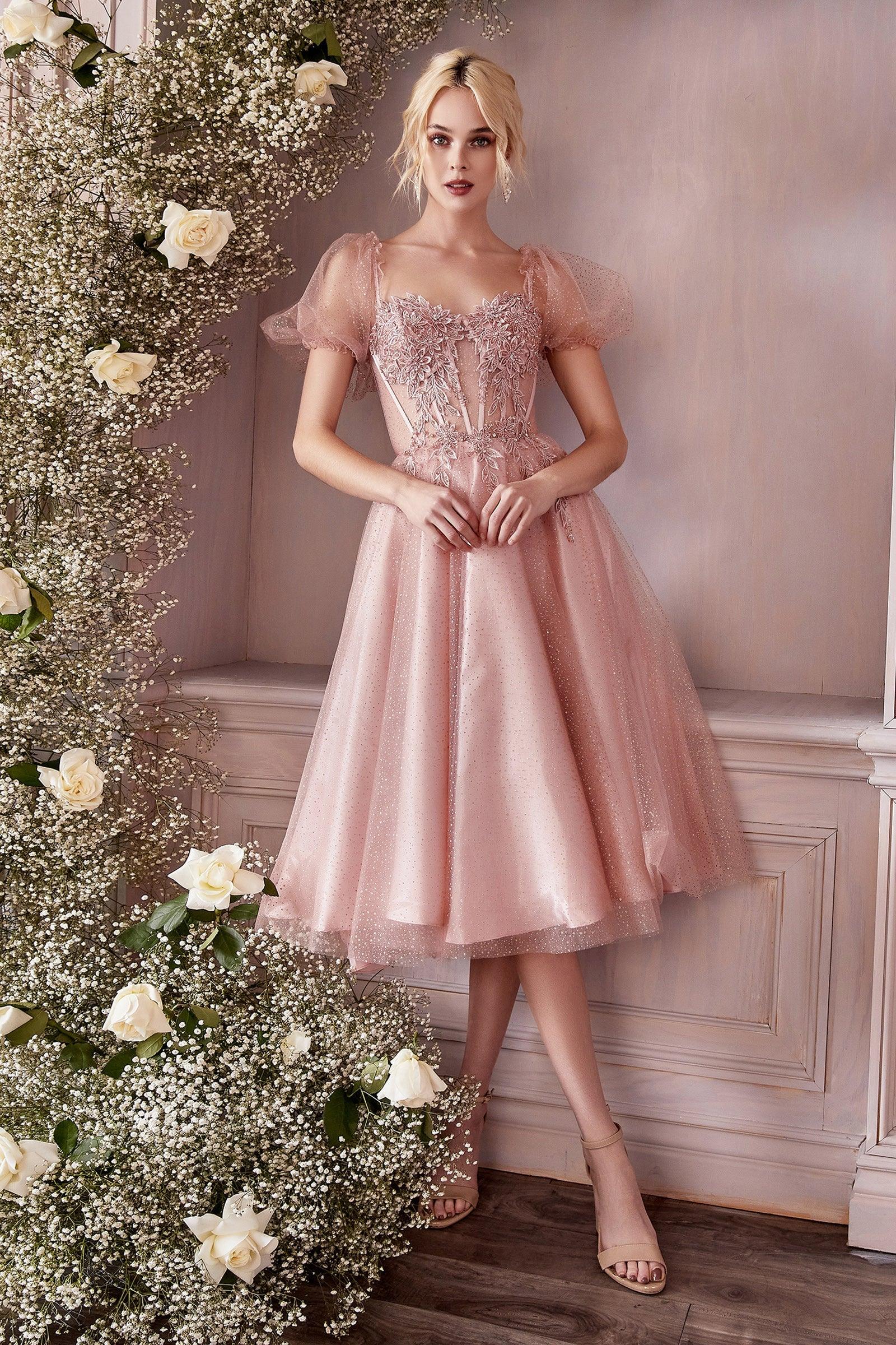 The Cocktail Dress A-line V Neck Knee-Length Tulle Cocktail Dress With Appliqued The Cocktail Dress A-line V Neck Knee-Length Tulle Cocktail Dress With Appliqued