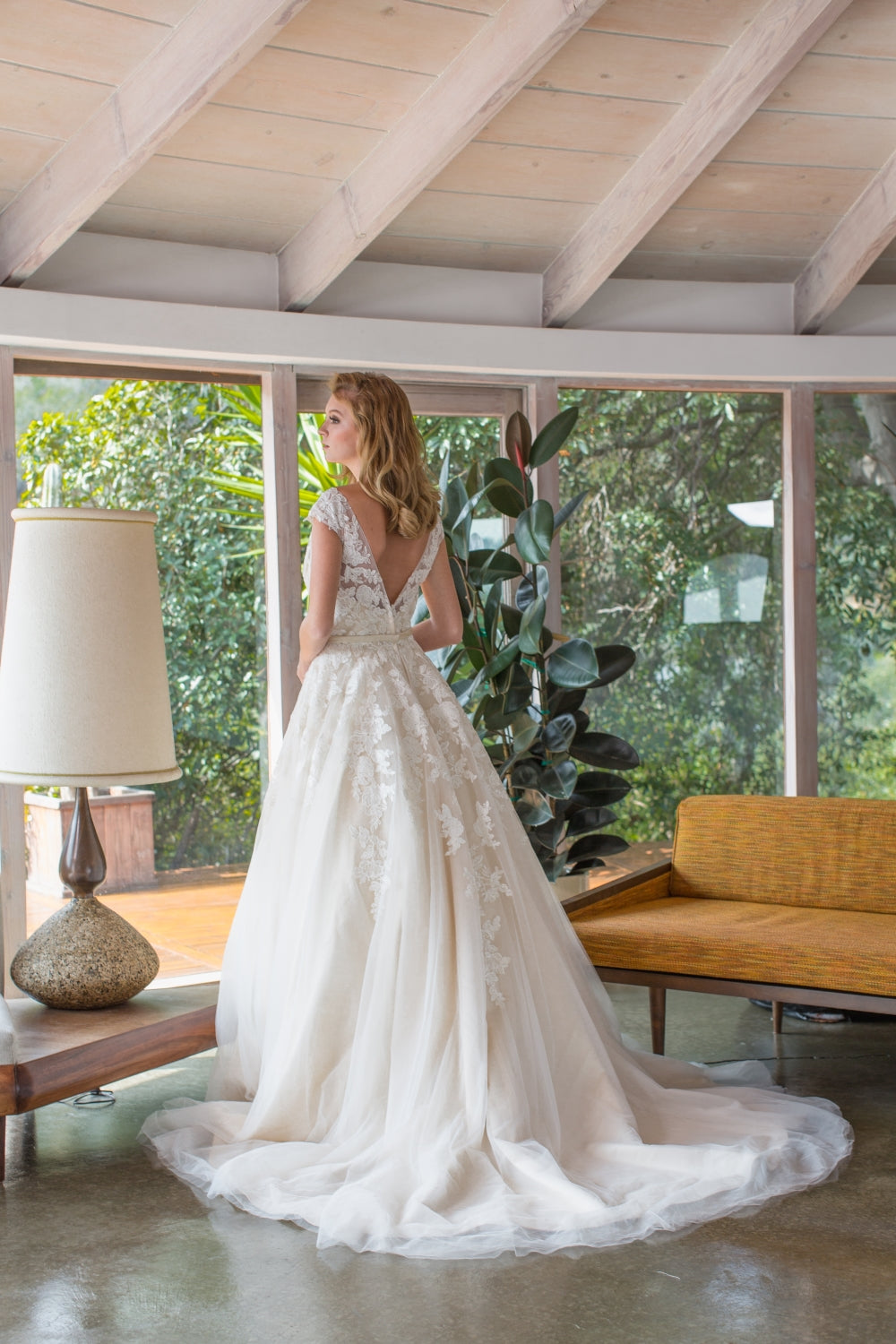 Wedding Dresses Long Lace Bridal Wedding A Line Dress Eureka Fashion 6601 Off White
