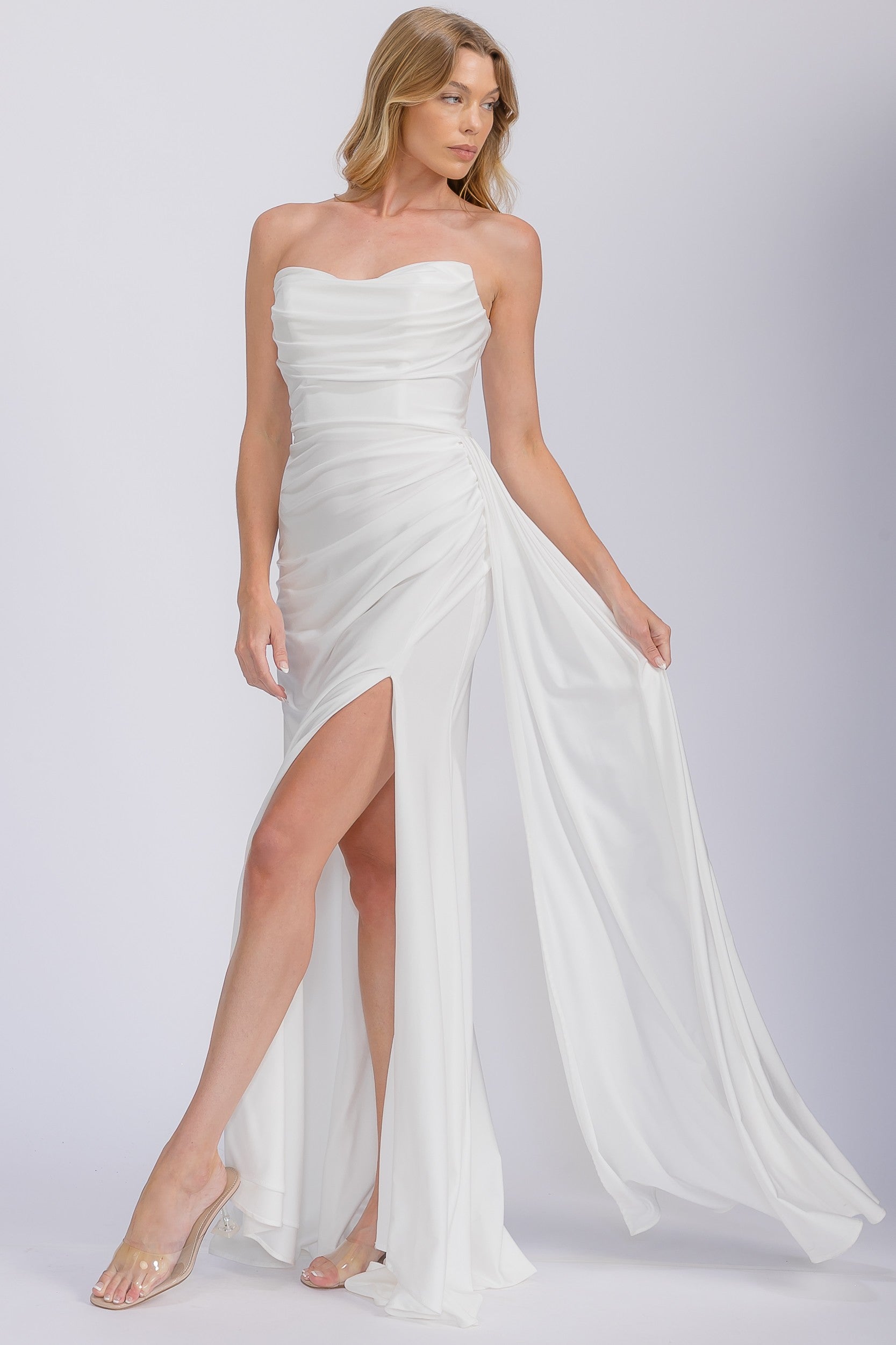 Off White Strapless Floor-Length Jersey Side Train Bridal Gown Eureka Fashion EK178