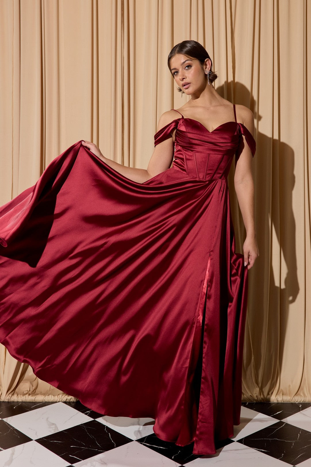 Burgundy Scoop Neck Floor-Length Lace Wedding Dress with Transparent Side Slit Eureka Fashion EK176