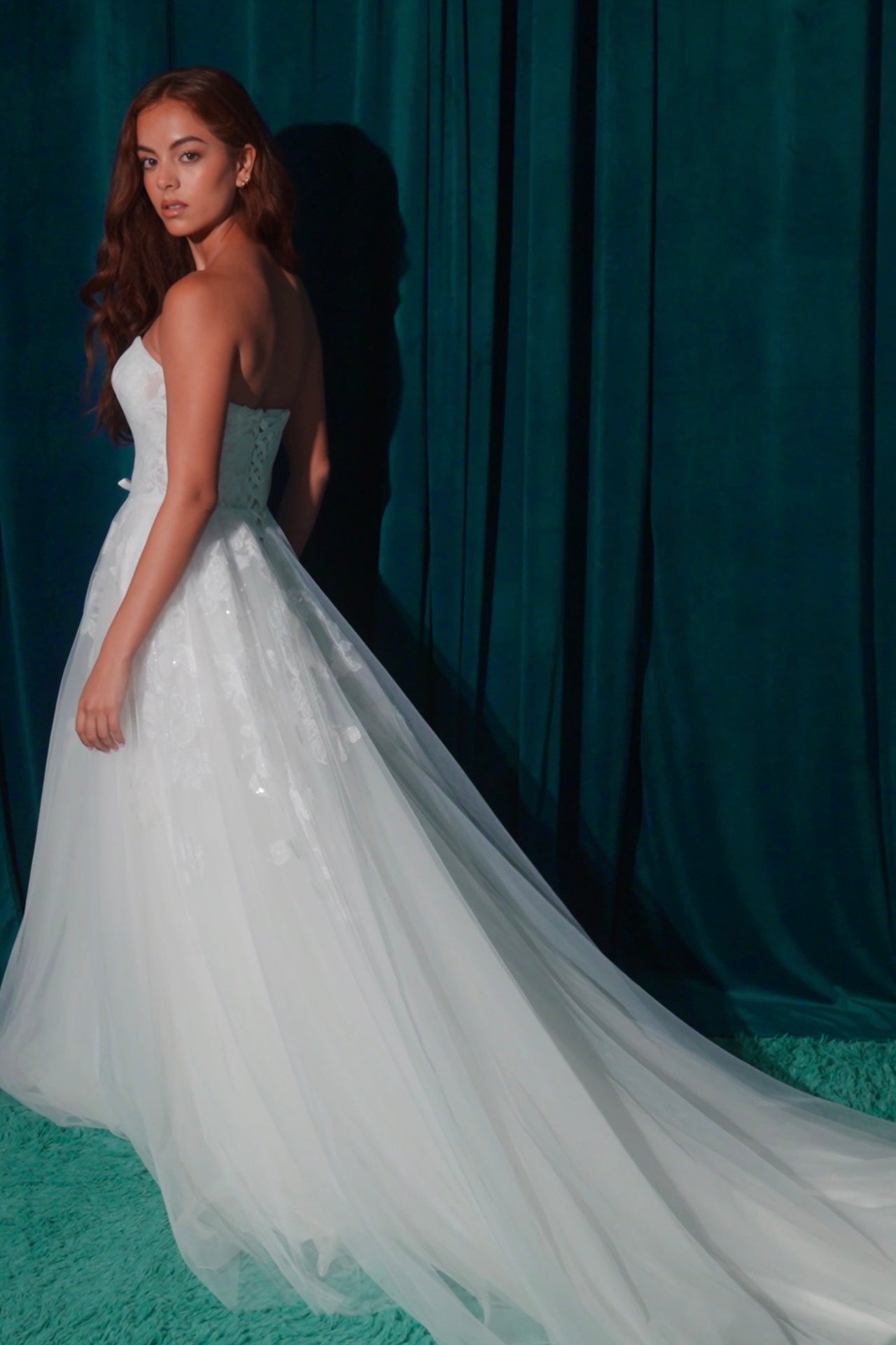 Strapless Curved Neck Floor-Length Tulle Wedding A-Line Eureka Fashion 165