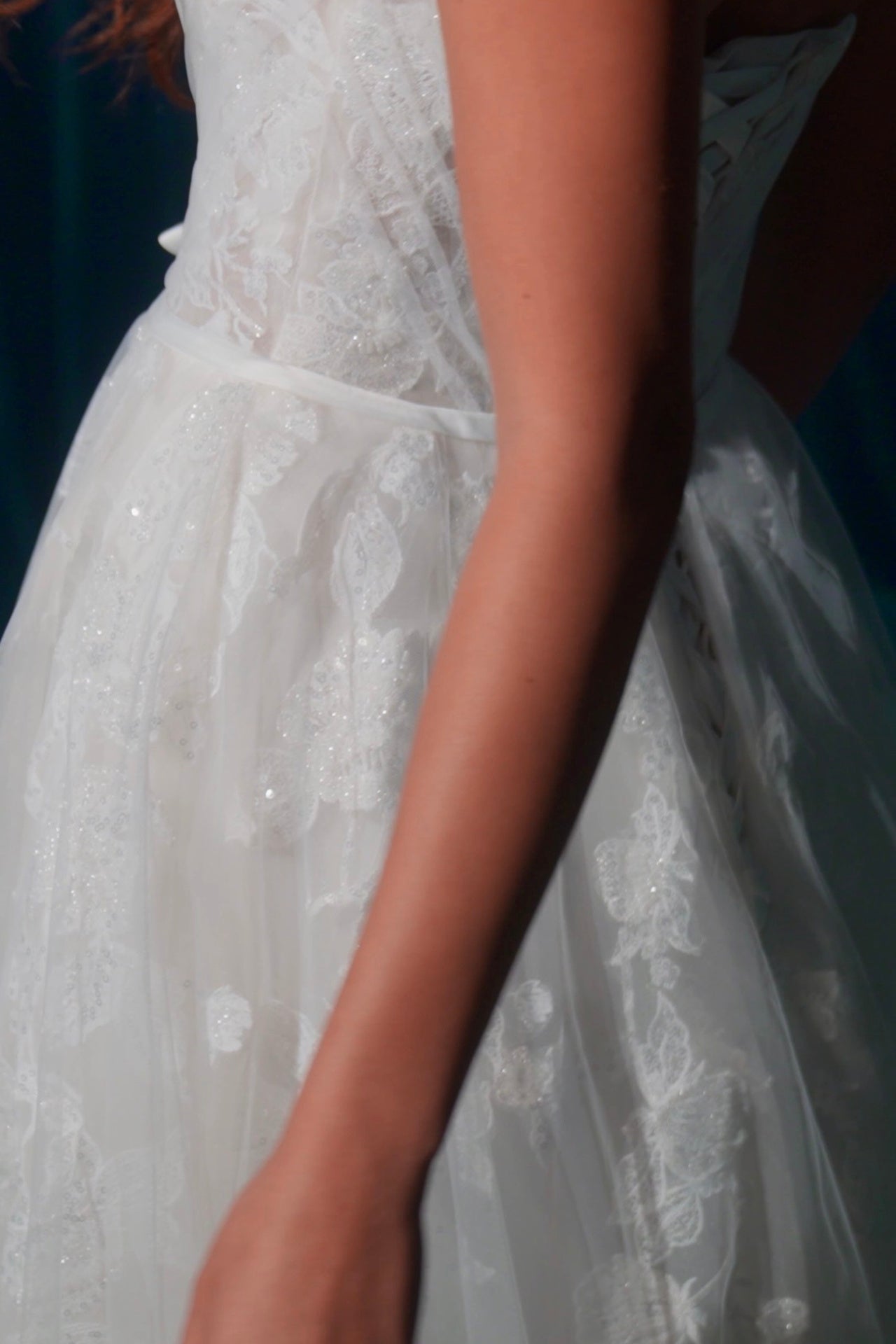 Strapless Curved Neck Floor-Length Tulle Wedding A-Line Eureka Fashion 165
