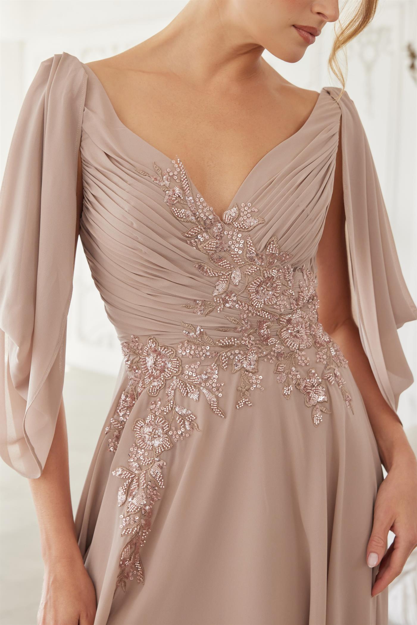 Plus Size Dresses Long Beaded Evening Mother of the Bride Dress Capuccino