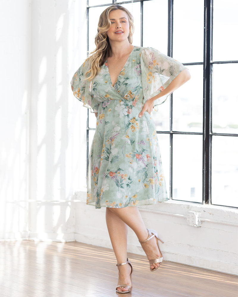 Sage Floral Print V-Neck Knee-Length Chiffon Casual Floral Wrap Plus Size Dress Kiyonna 12191302
