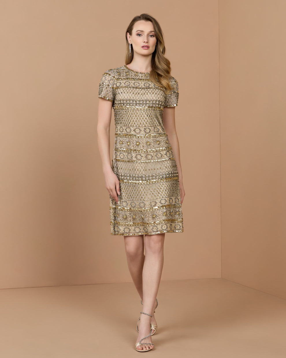 Crew/High-Neck Knee-Length Sequin Cocktail Sheath Mac Duggal 10113
