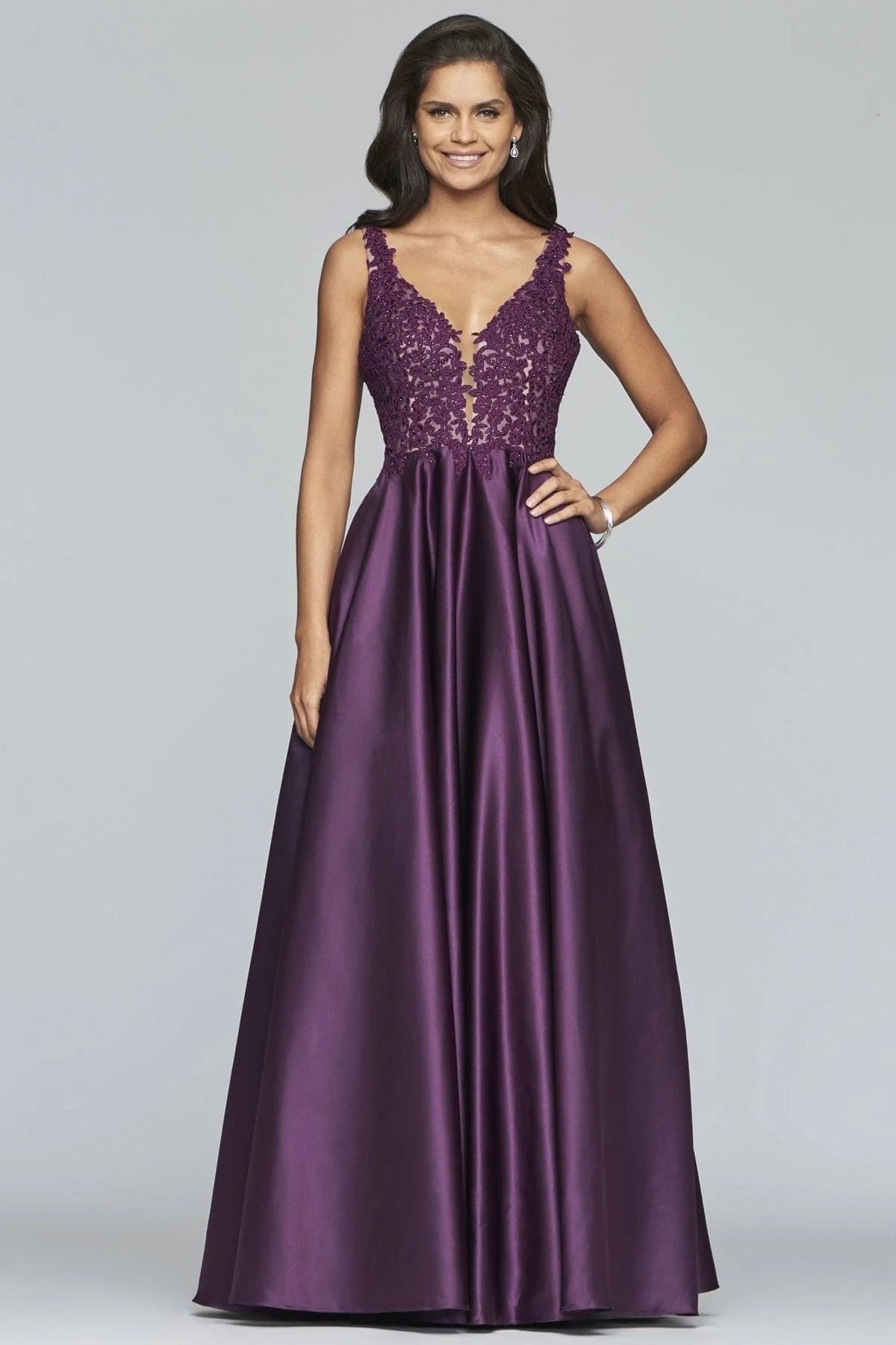 Prom Dresses Long Ball Ball Gown Applique Prom Dress Plum