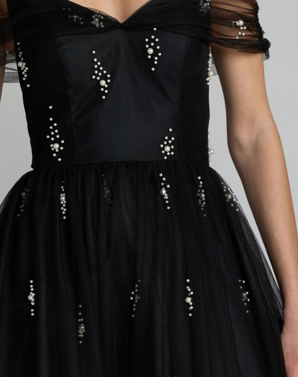 Off-the-Shoulder Floor-Length Tulle Formal A-Line Mac Duggal 13227