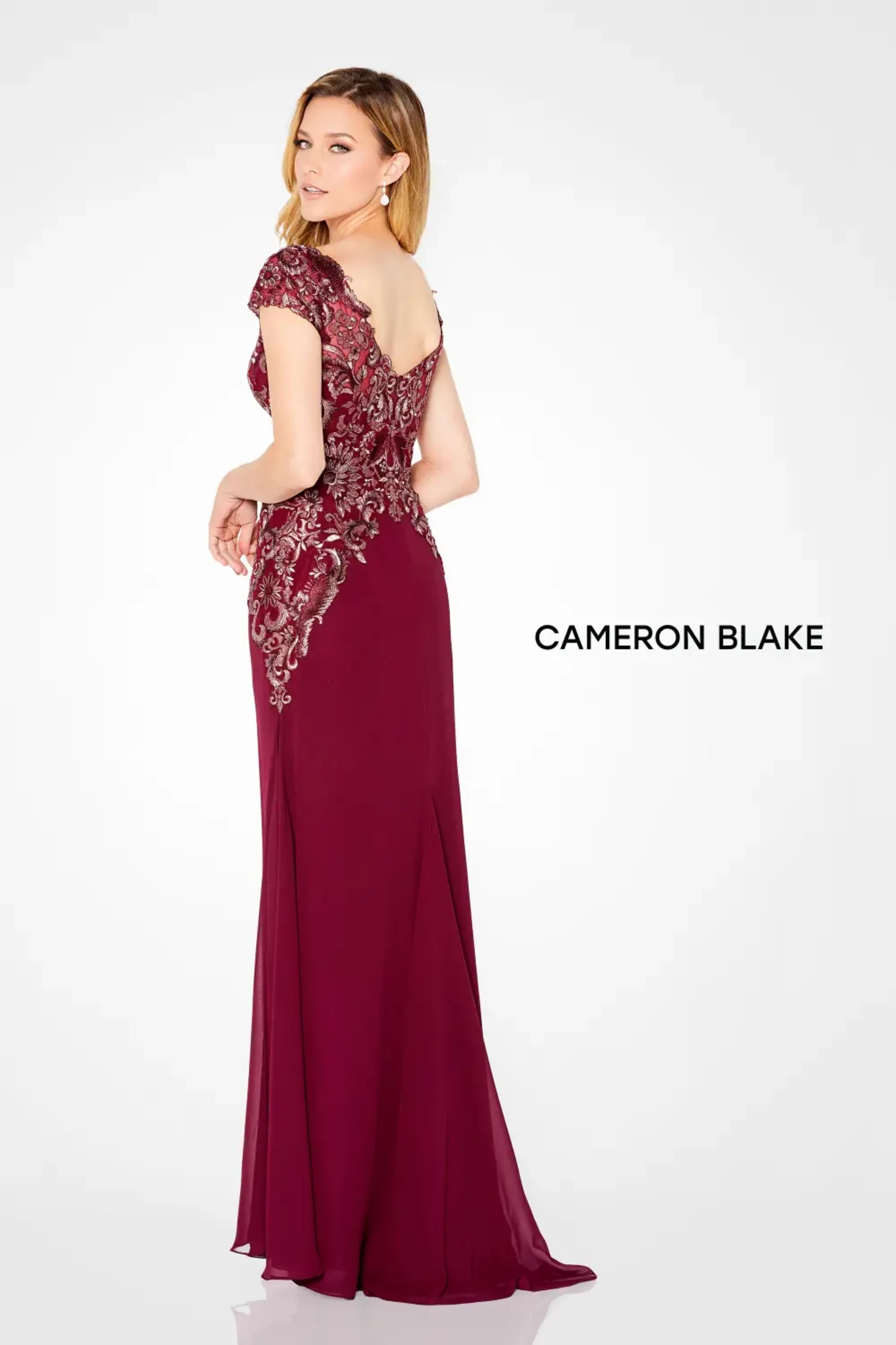 Mother of the Bride Dresses Long Mother of the Bride A Line Lace Formal Dress Wine/Gold