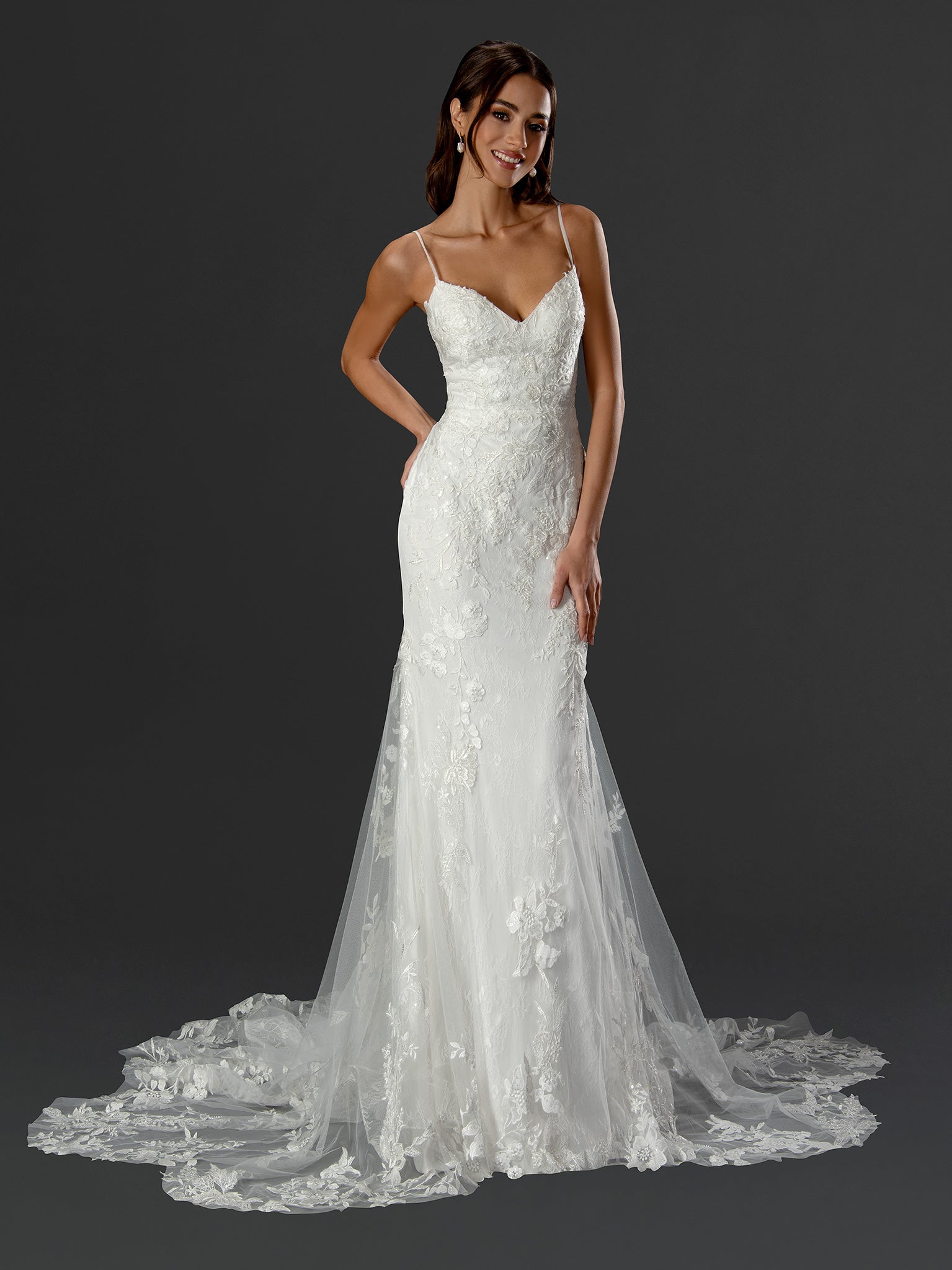 Wedding Dresses Long Lace Bridal Simple Wedding Dress Off White