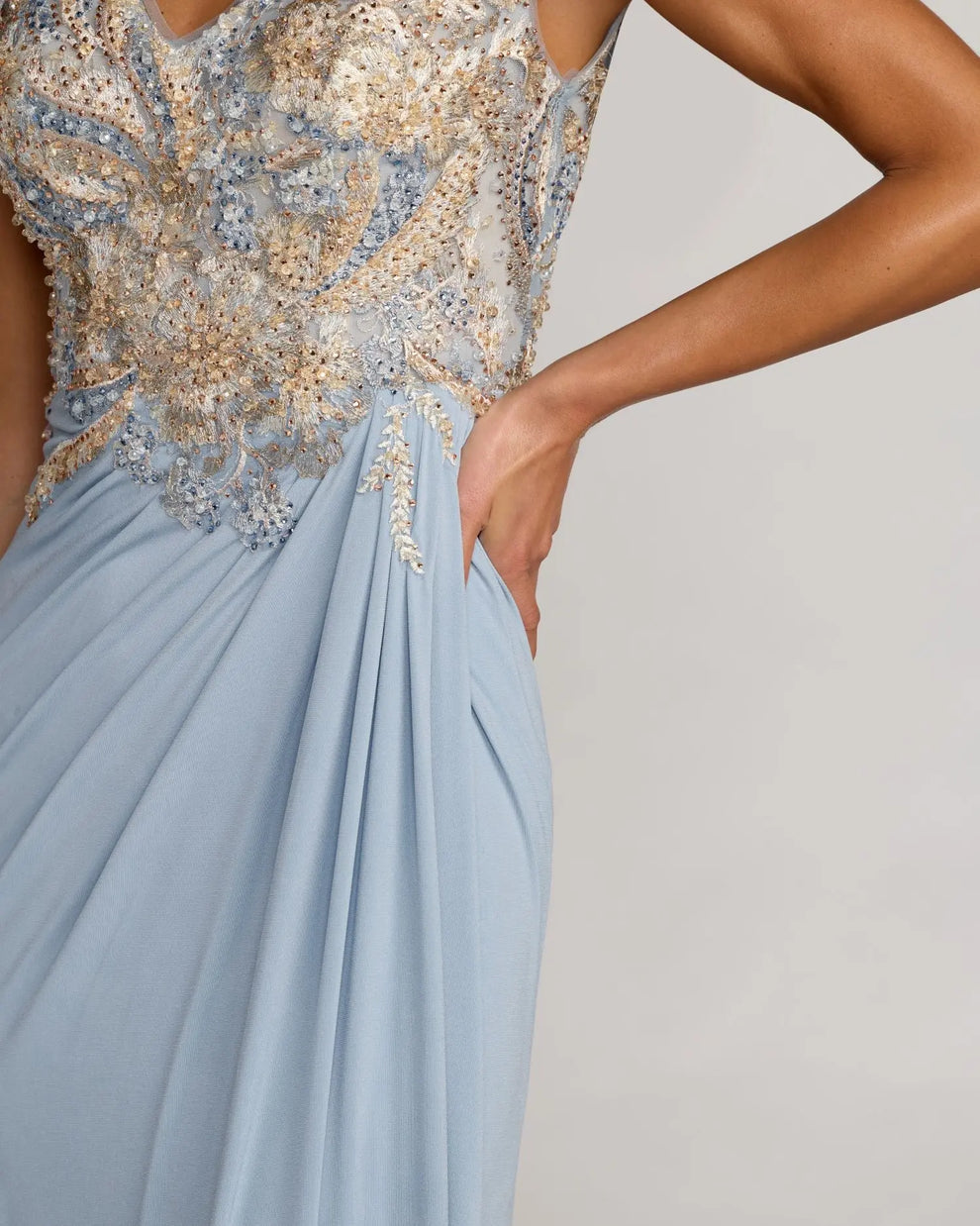 V-Neck Floor-Length Jersey Formal Mermaid/Trumpet Gown Mac Duggal 21330