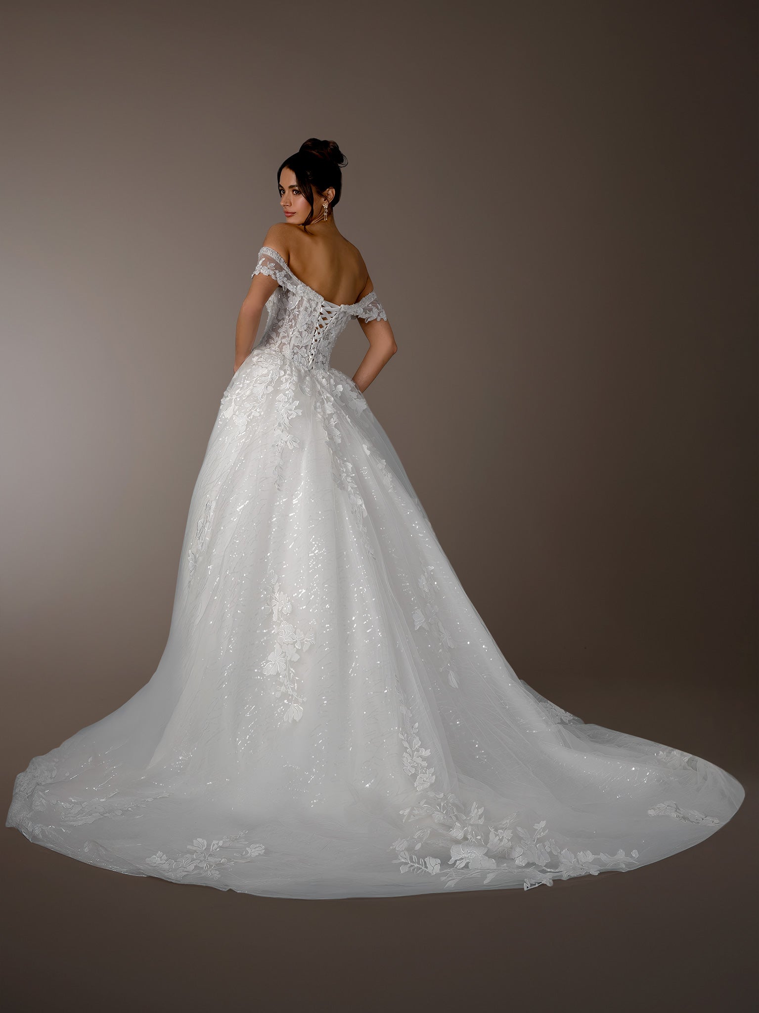 Wedding Dresses Corset Ball Gown Lace Long Wedding Dress Stella Couture 26604 Off White