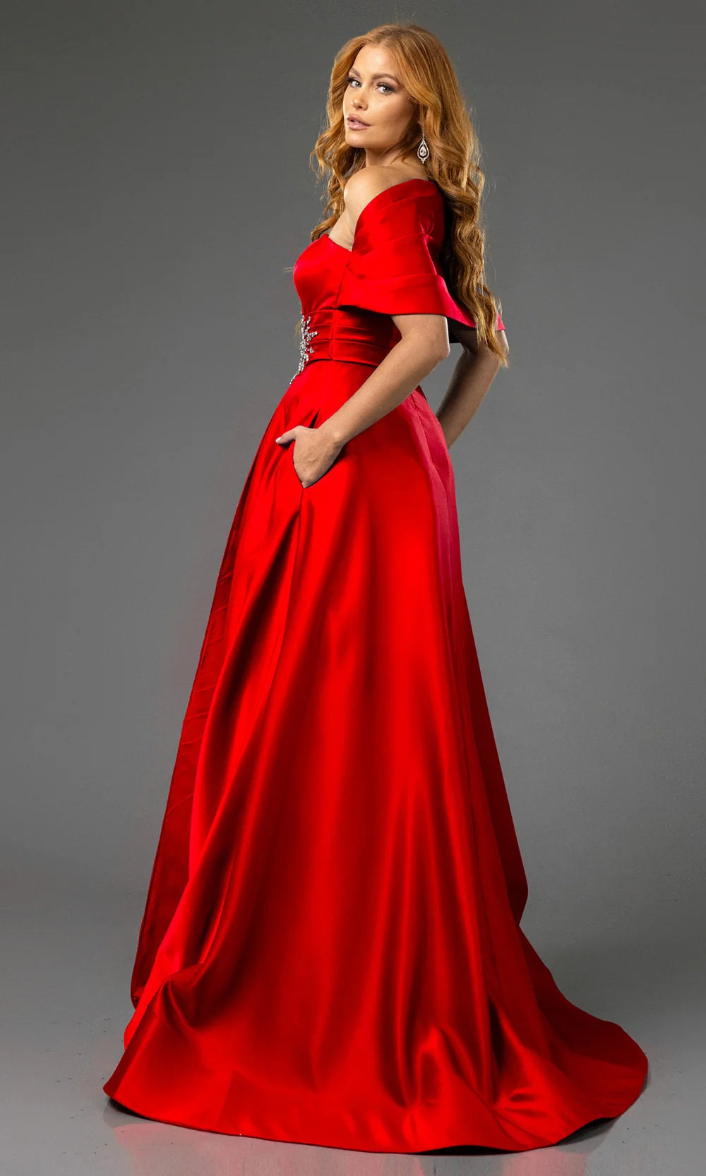 Formal Dresses Pleated Long Formal Beaded Evening Dress Red
