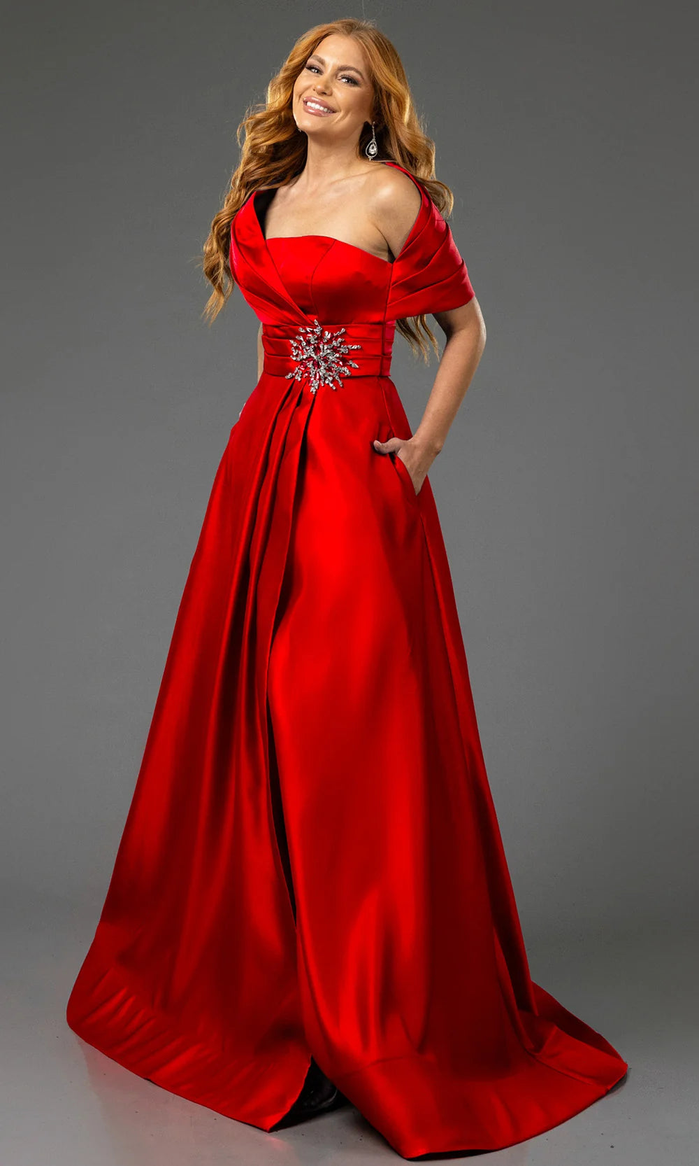 Formal Dresses Pleated Long Formal Beaded Evening Dress Red