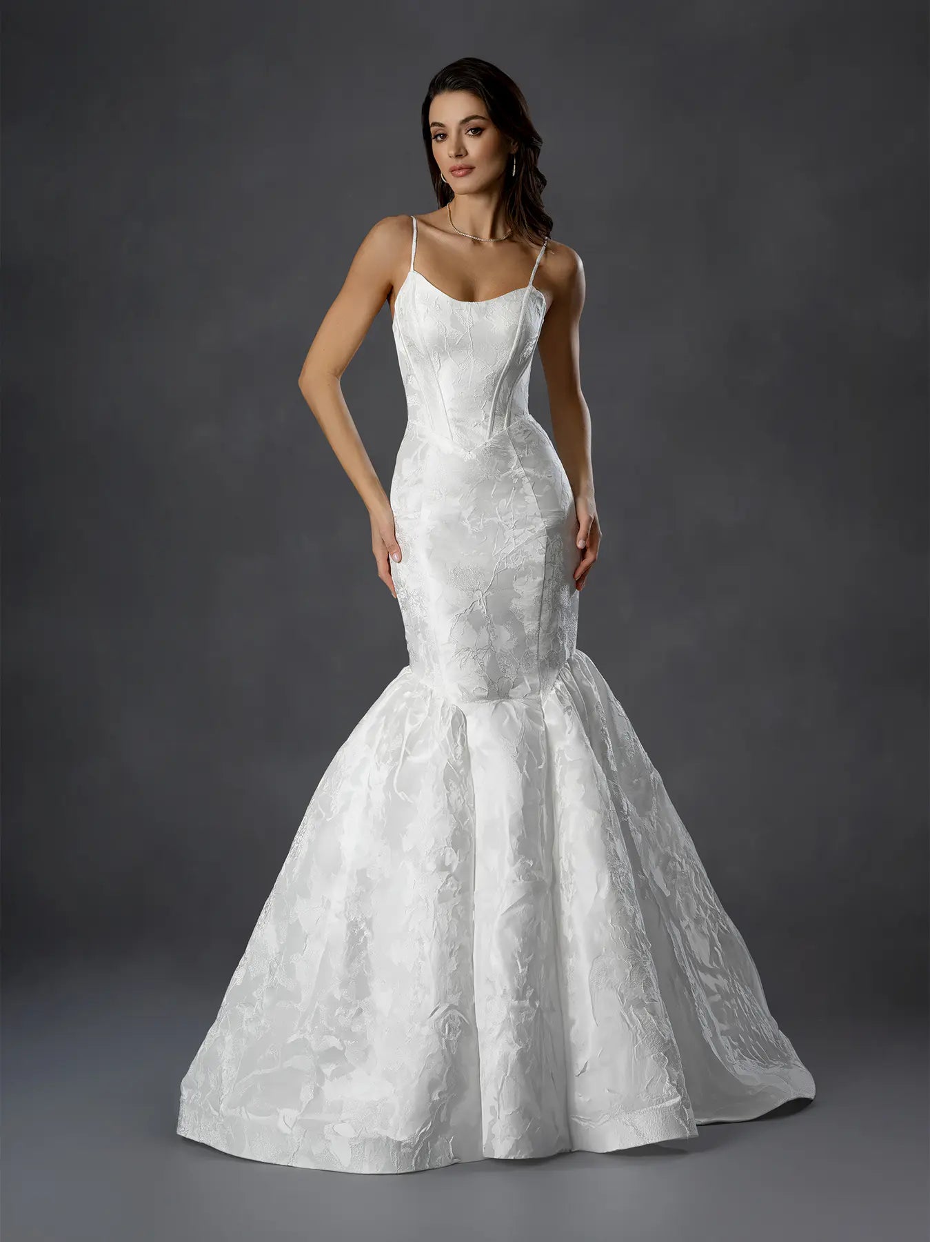 Off White Sweetheart Floor-Length Lace Bridal Wedding Dress Mermaid Gown
