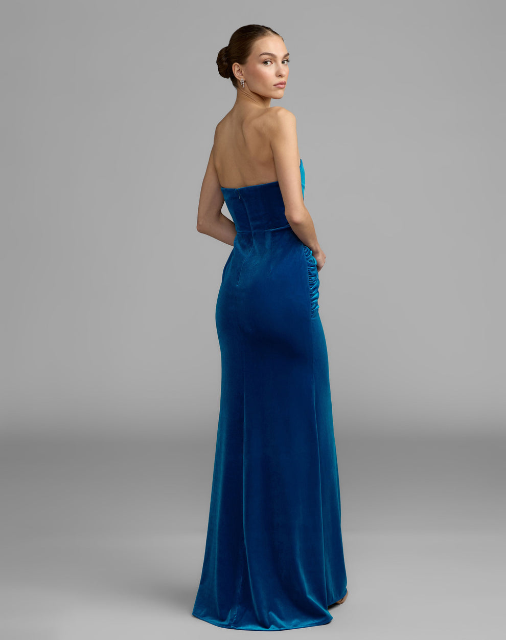 Strapless Curved Neck Floor-Length Velvet Prom Mermaid Mac Duggal 27894
