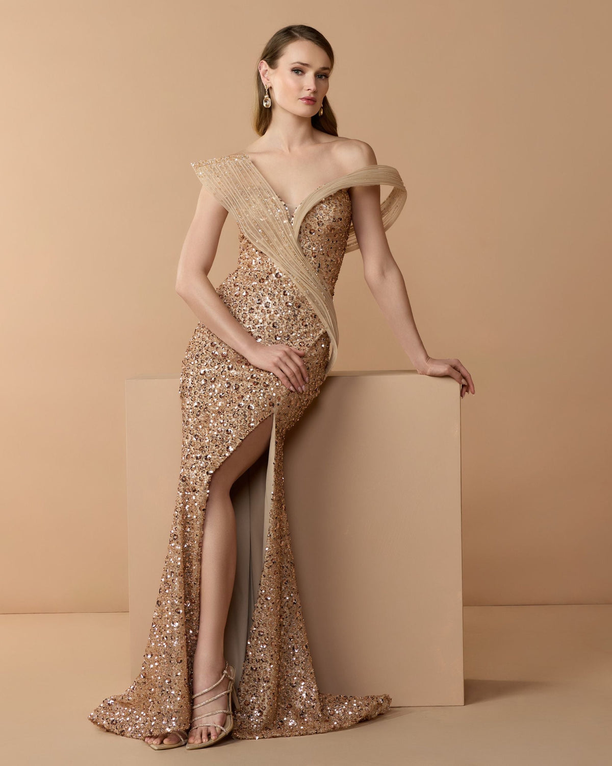 Off-the-Shoulder Floor-Length Sequin Formal Mermaid Mac Duggal 9937085P