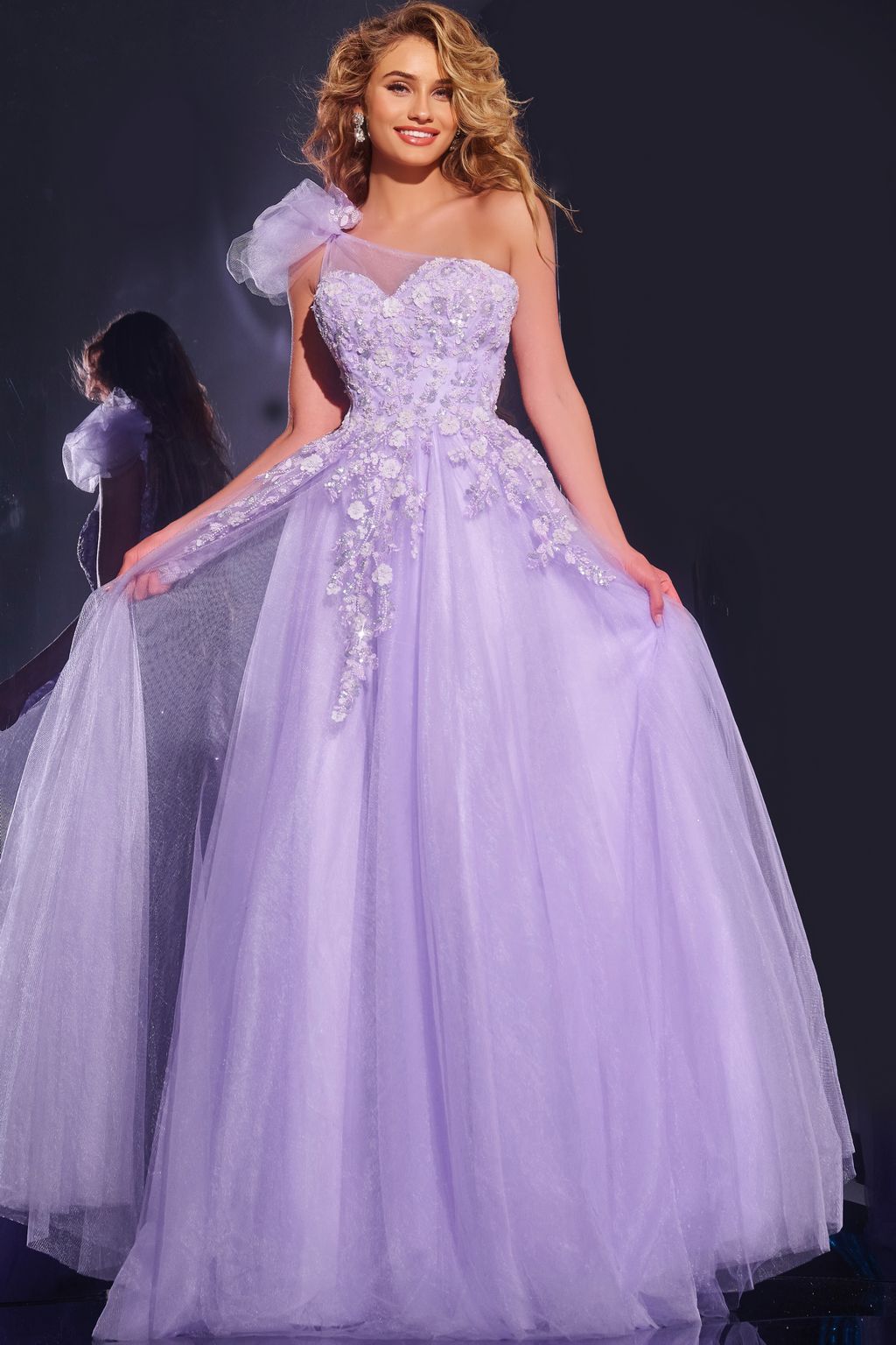 Prom Dresses Long Ball Gown Beaded Applique Prom Dress Lilac