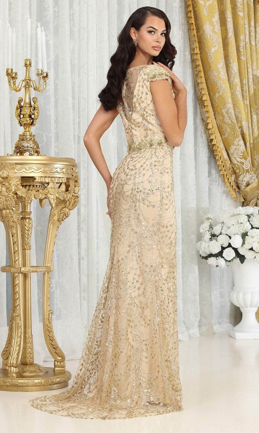 V-Neck Floor-Length Lace Evening Gown Sheath/Column May Queen 2062