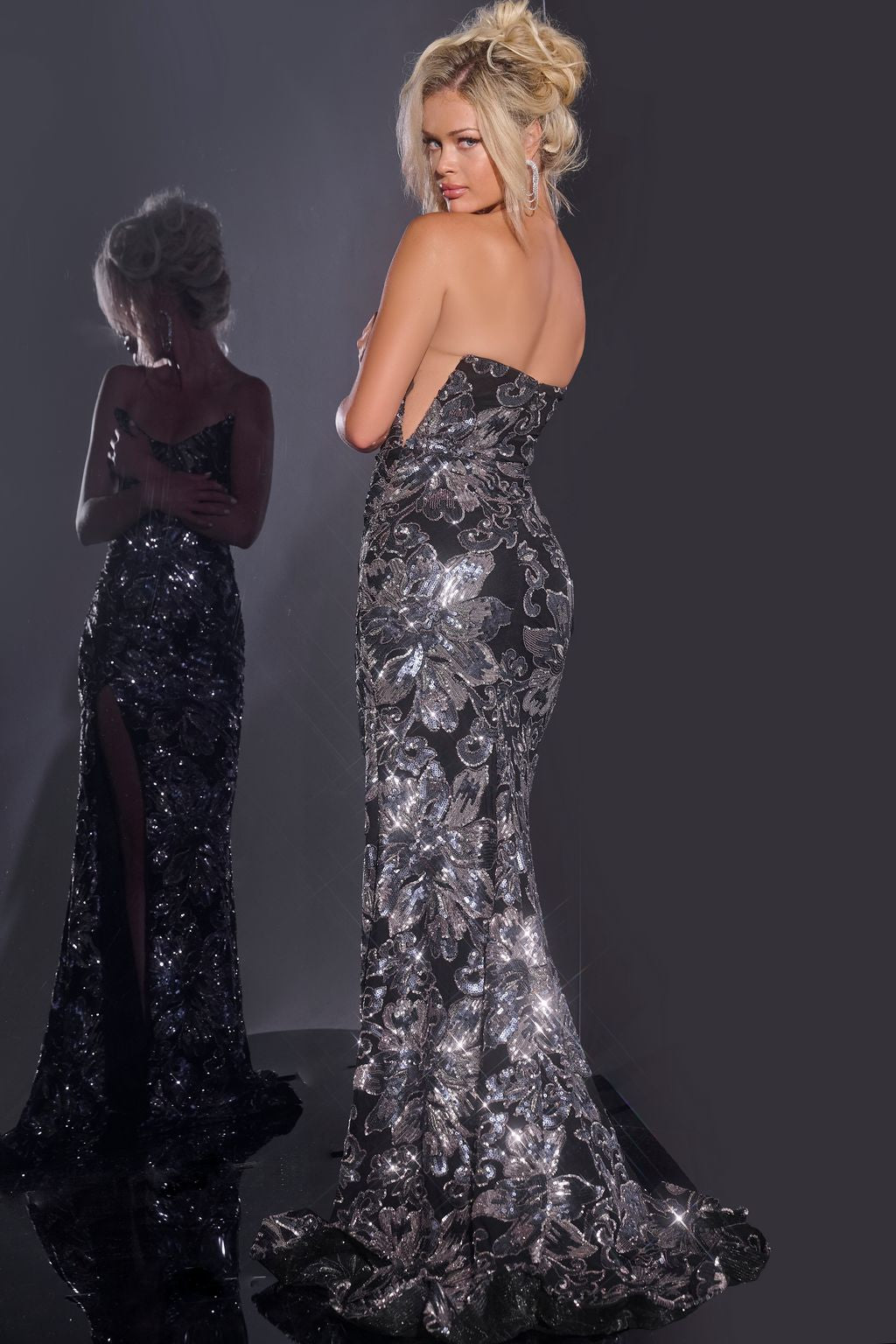 Prom Dresses Long Formal Sequin Embellished Prom Dress Black/Gunmetal