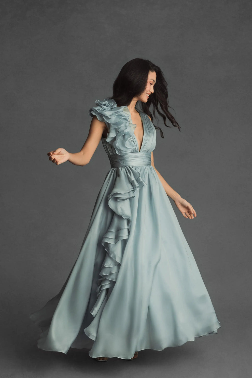 V-Neck Floor-Length Organza Formal A-Line Mac Duggal 9948856P