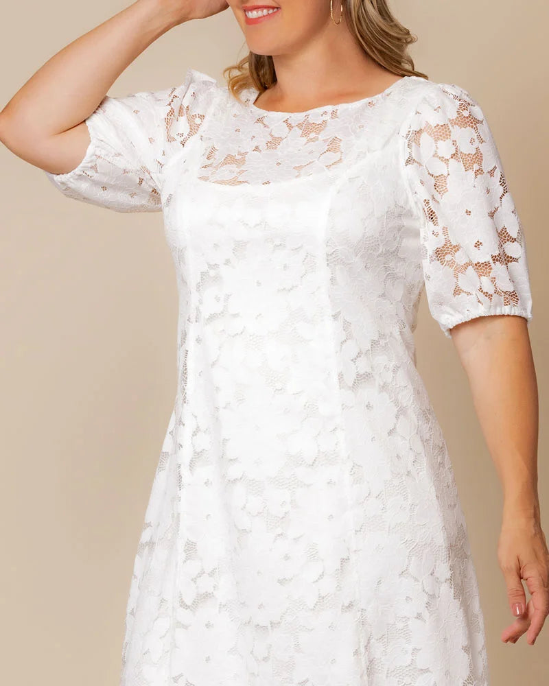 White Crew Neck Knee-Length Lace Casual Dress Plus Size A-Line Dress Kiyonna 12260902
