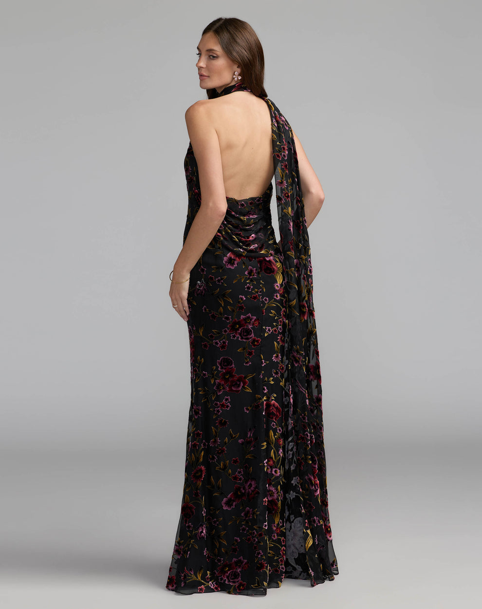 Halter Floor-Length Velvet Prom Sheath Column Mac Duggal 50174