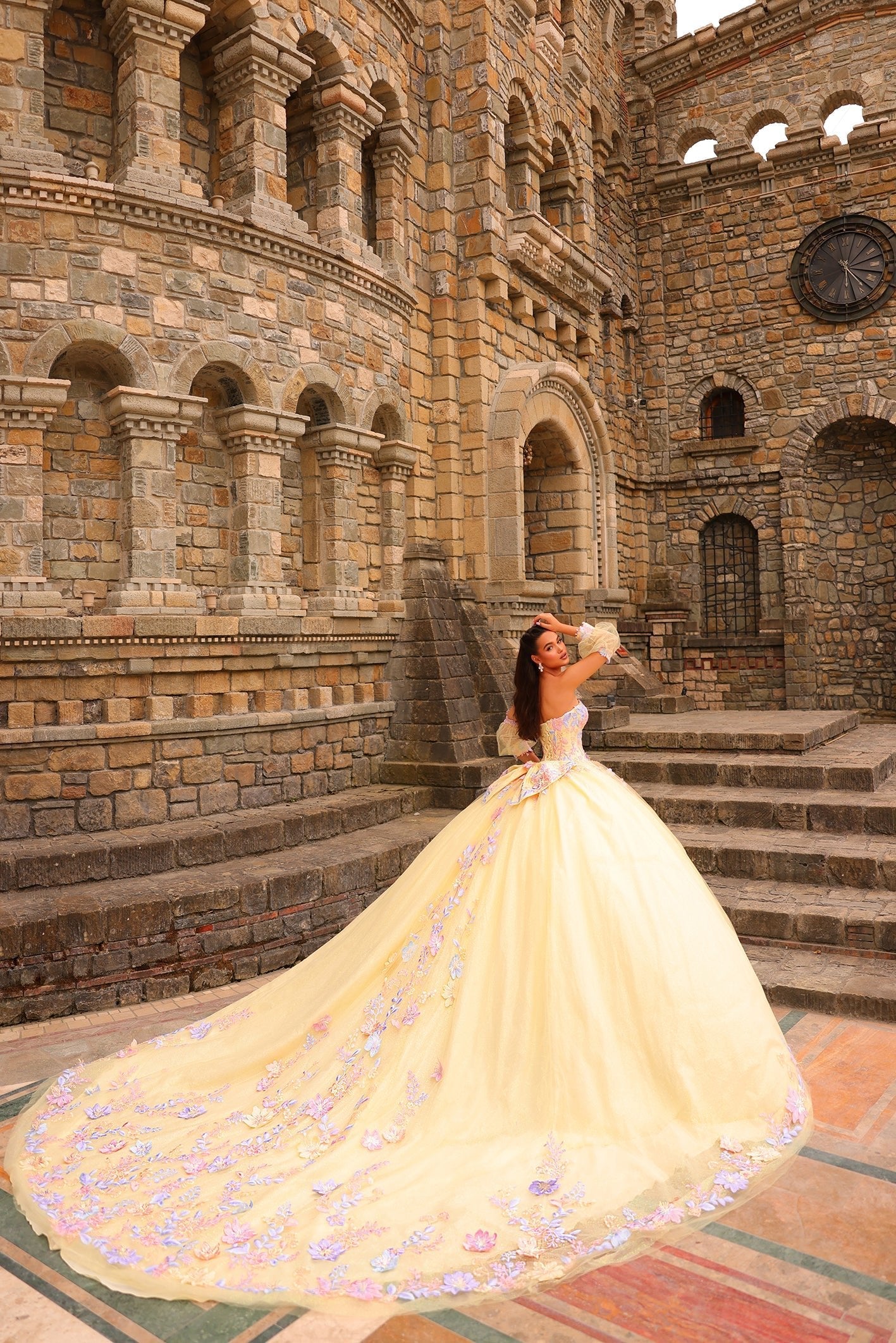 Light Yellow Sweetheart Floor-Length Tulle Quinceañera Ball Gown with Embroidered Appliques Amarra 54234