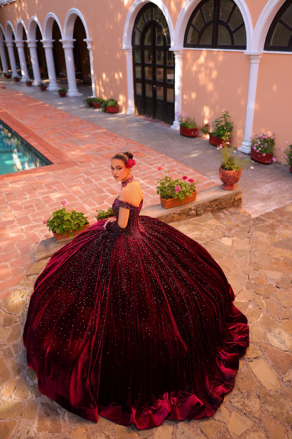 Quinceniera Dresses Long Beaded Velvet Ball Gown Quinceanera Dress Wine
