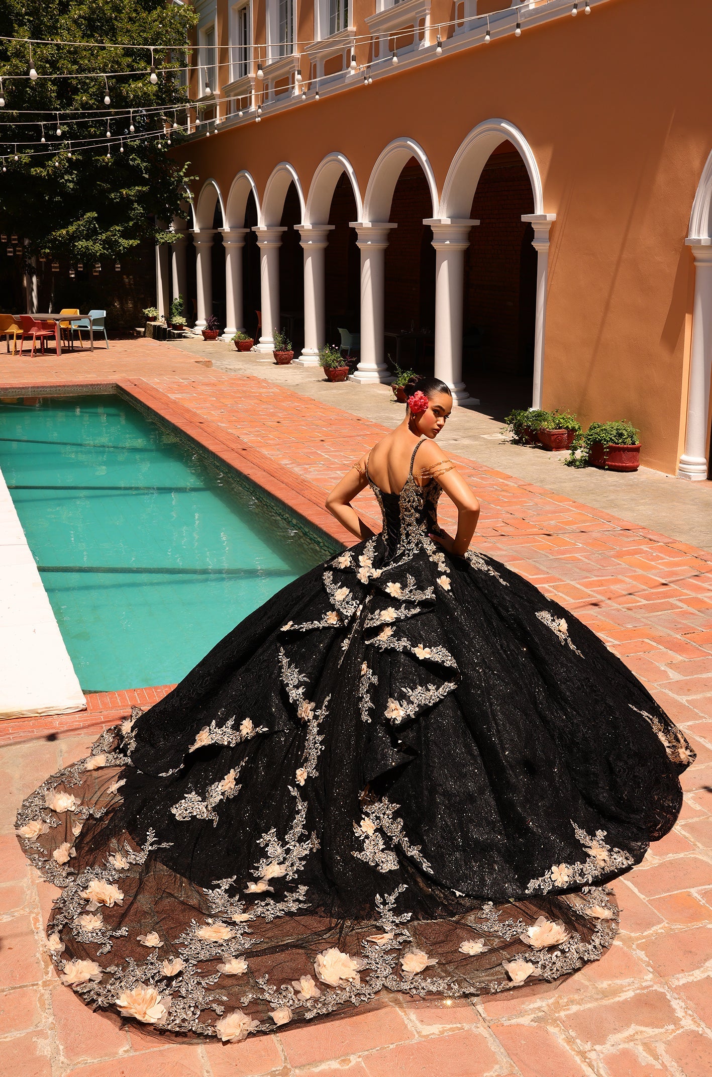 Quinceniera Dresses Long Beaded Floral Ball Gown Quinceanera Dress Black/Gold