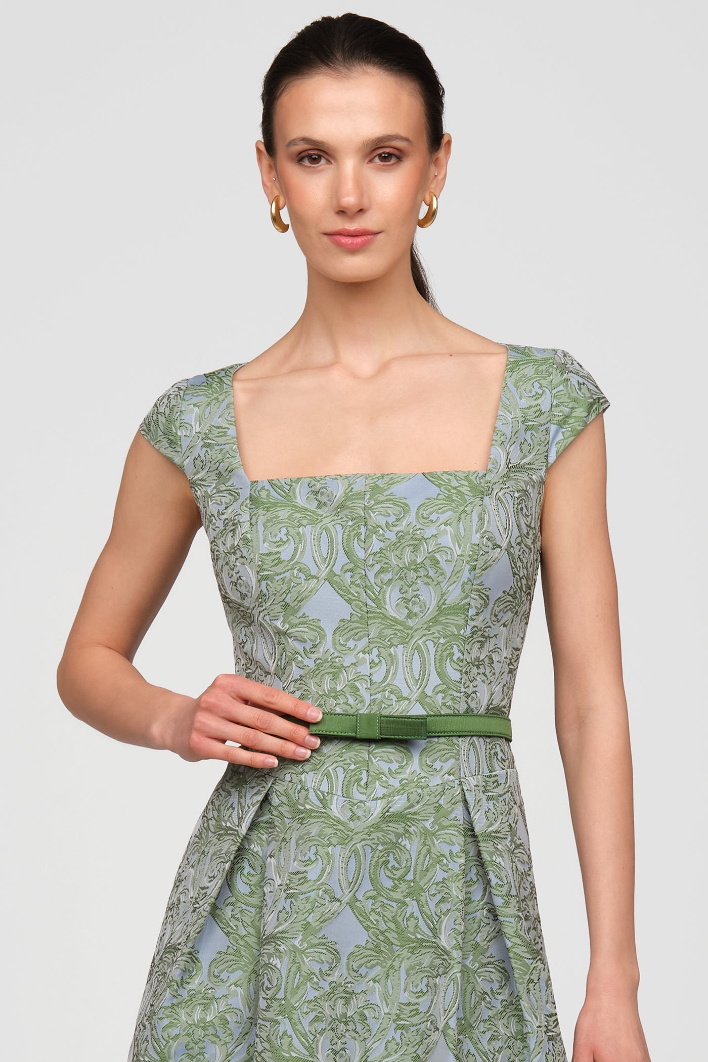 Constance Gown Kay Unger 55116317