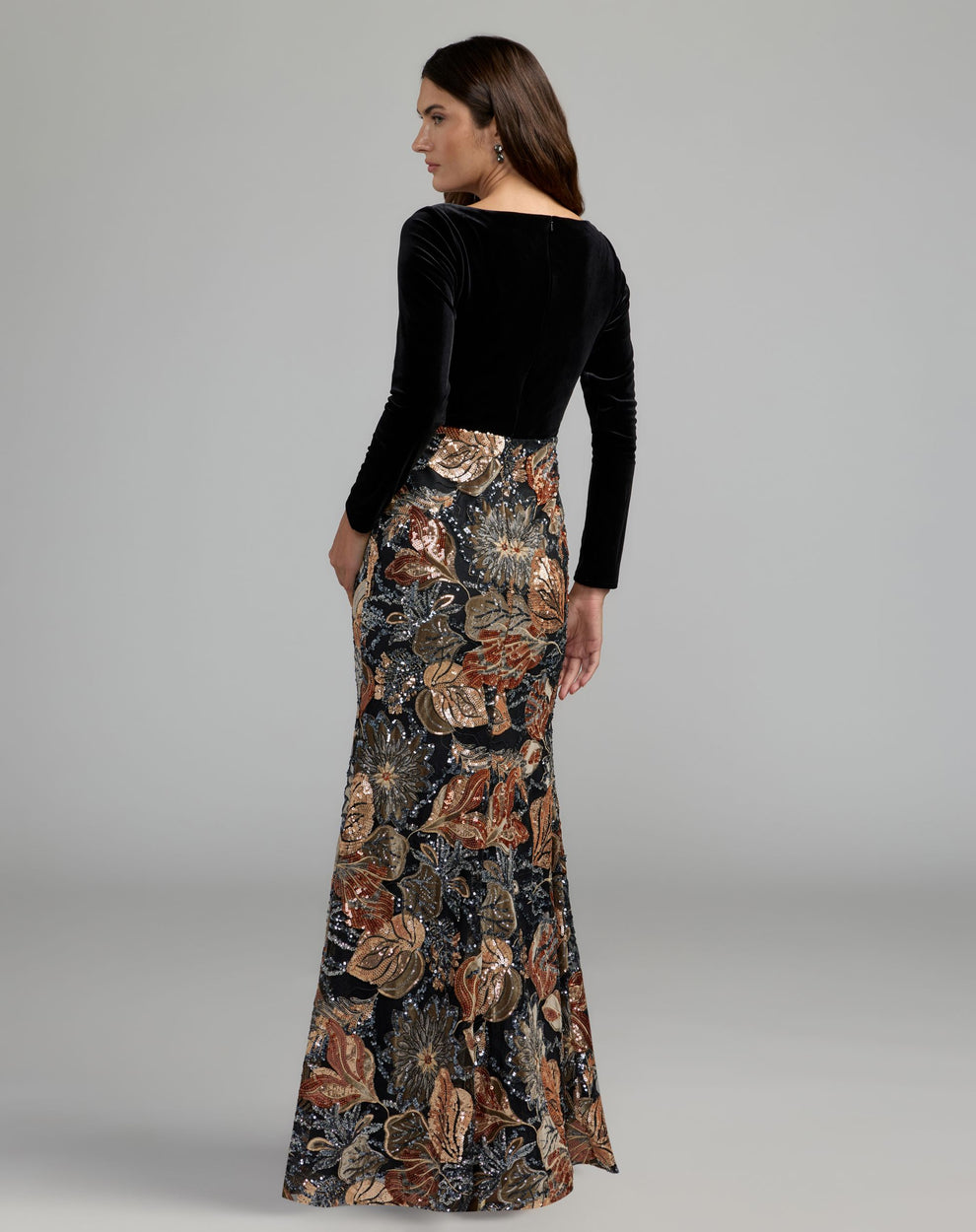 V-Neck Floor-Length Velvet Occasion Mermaid Mac Duggal 69223