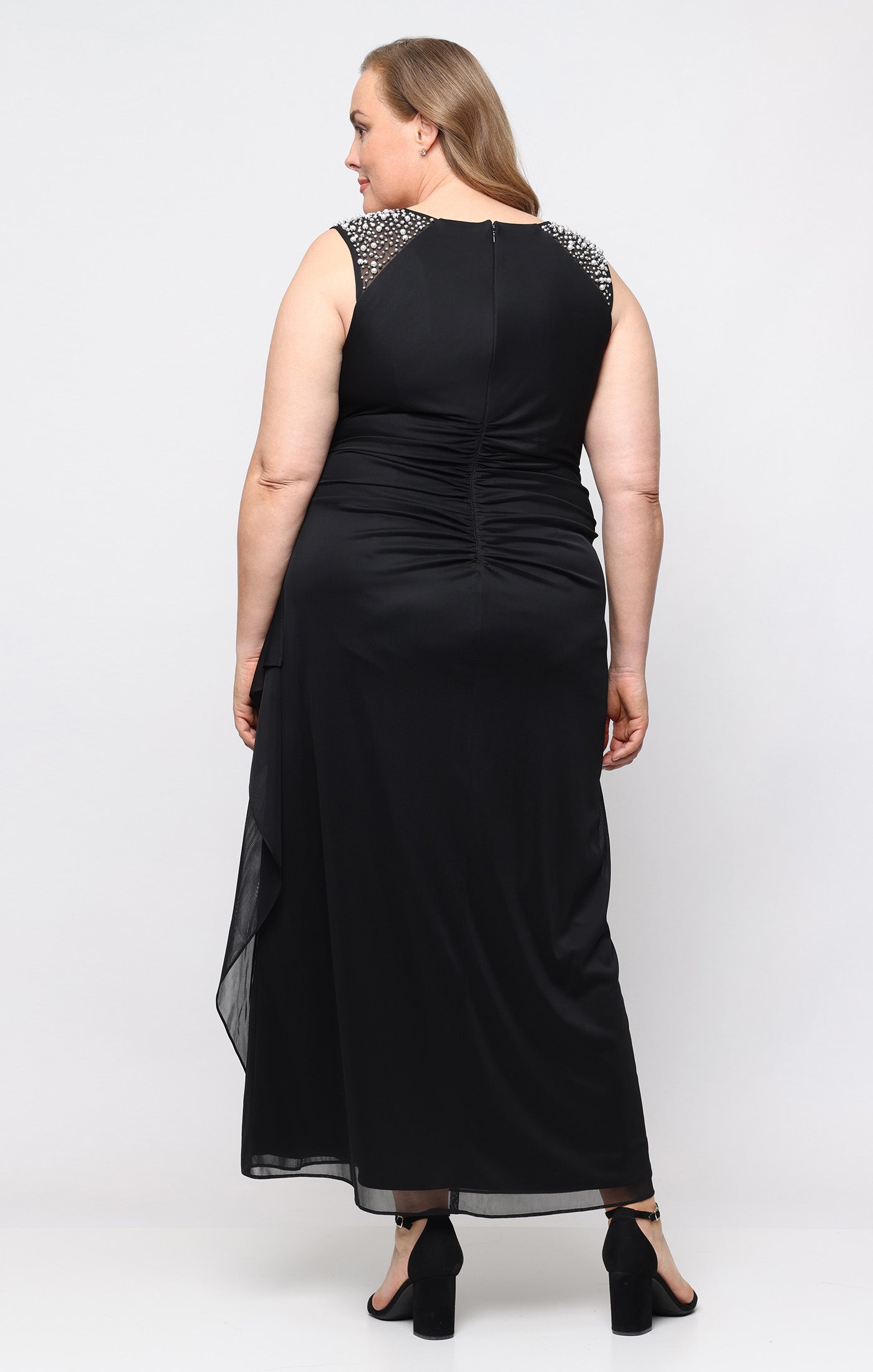 V-Neck Floor-Length Jersey Formal Sheath/Column Gown Alex Evenings AE84321052