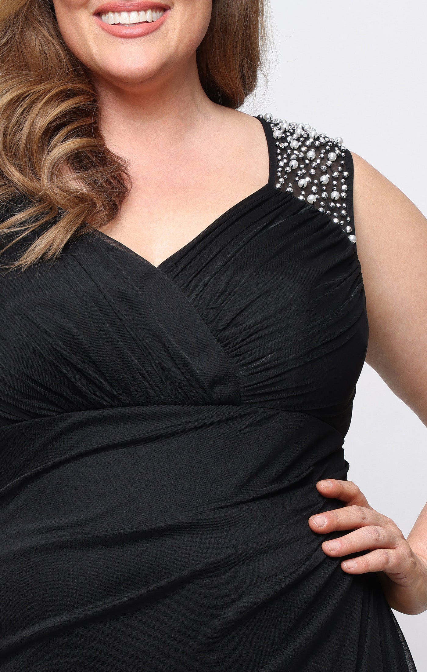 V-Neck Floor-Length Jersey Formal Sheath/Column Gown Alex Evenings AE84321052