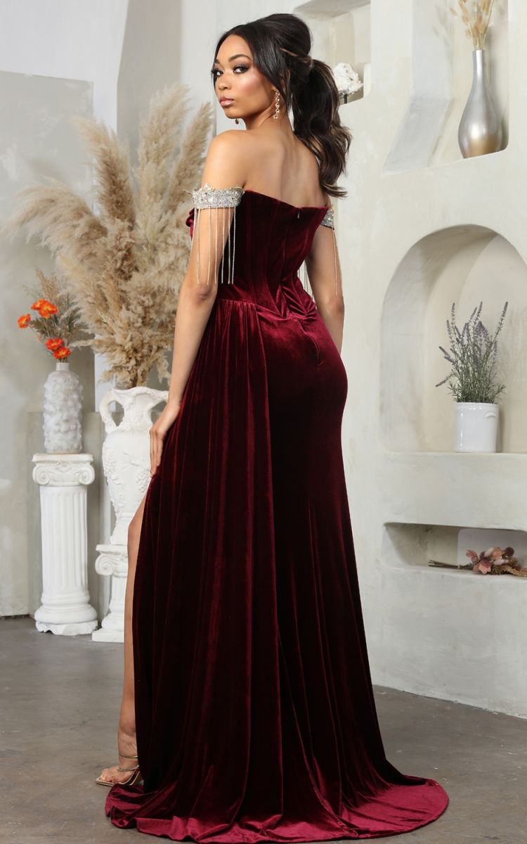 Burgundy Off-the-Shoulder Floor-Length Velvet Prom Dress High Slit May Queen RQ8033