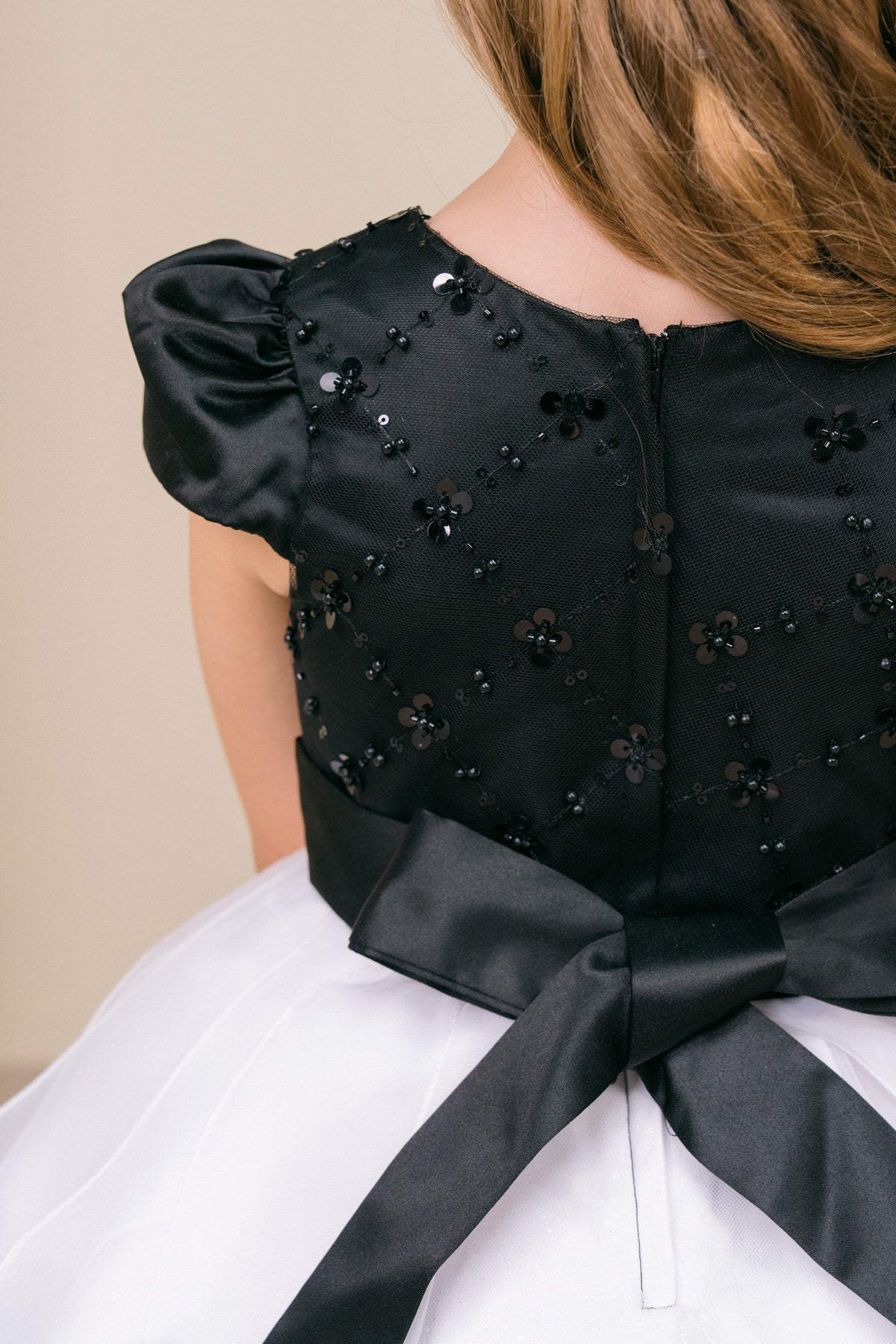 Flower Girl Dresses Sequin Beaded Short Flower Girl Dress Black/White