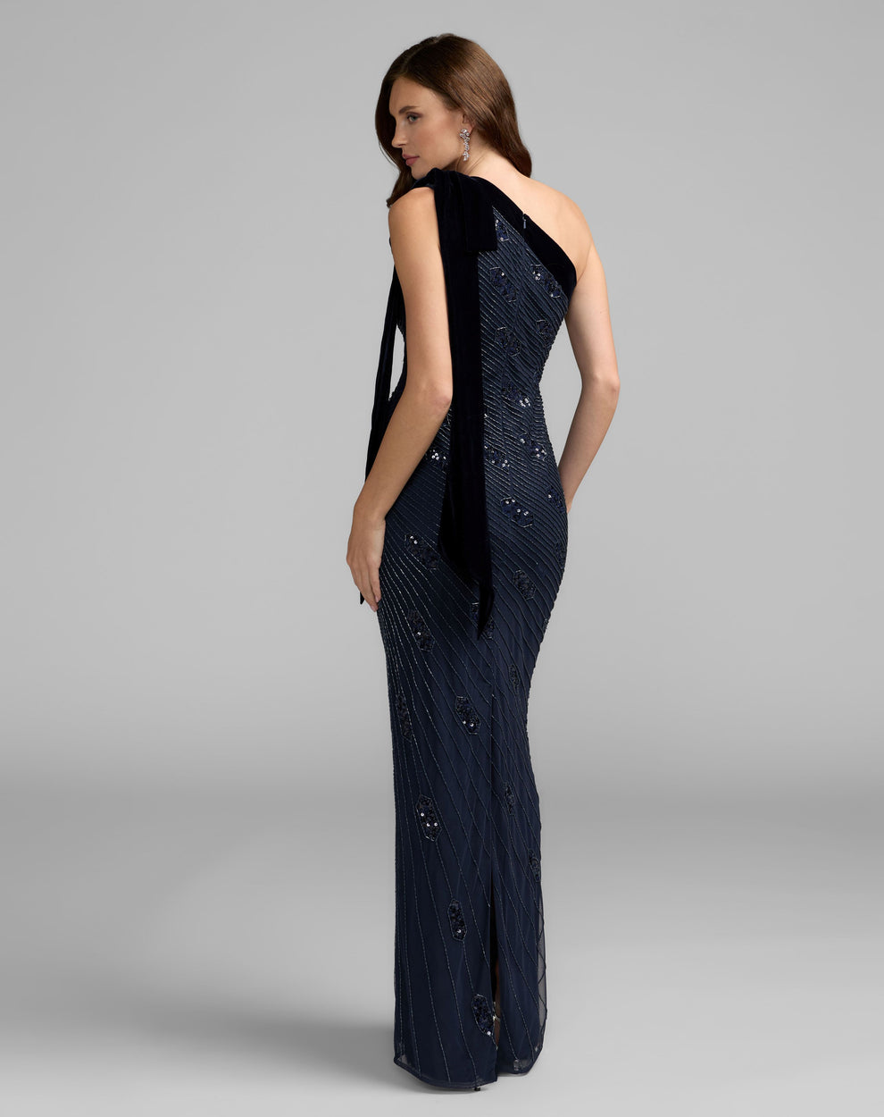 One-Shoulder Floor-Length Velvet Formal Mermaid Mac Duggal 94144