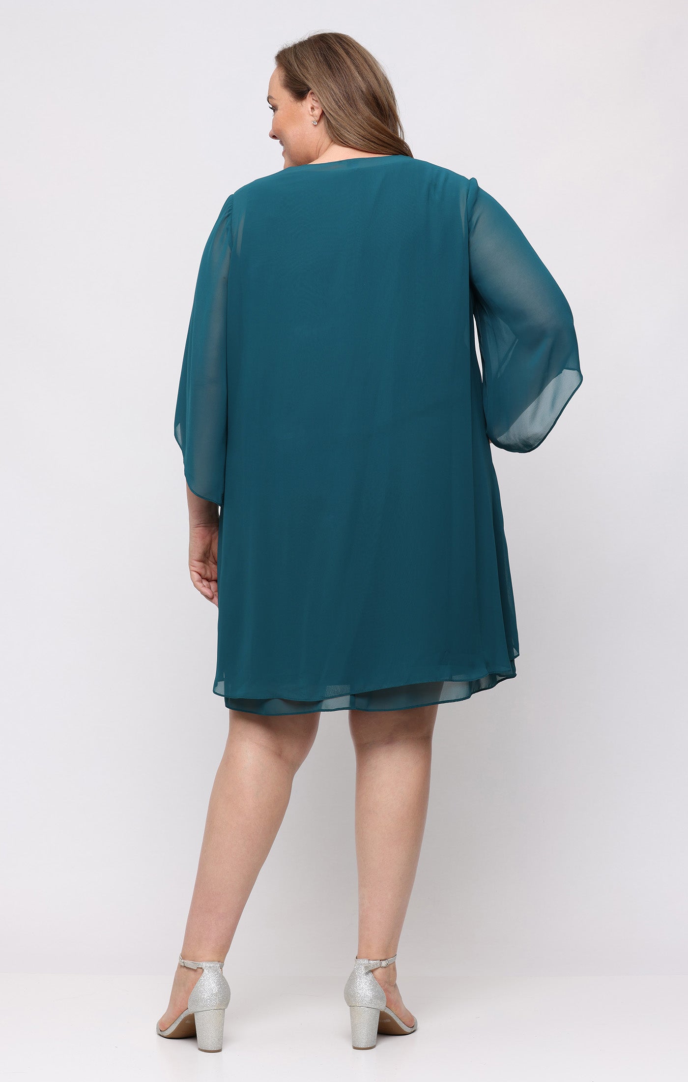 Mallard SL Fashions 9470761 V-Neck Knee-Length Chiffon Cocktail Dress Beaded