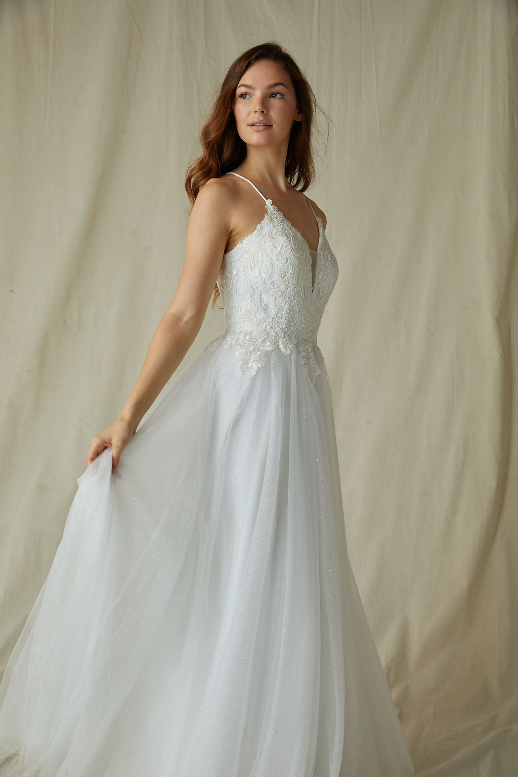 Wedding Dresses Lace Applique Long A Line Wedding Dress Eureka Fashion 9901 Off White