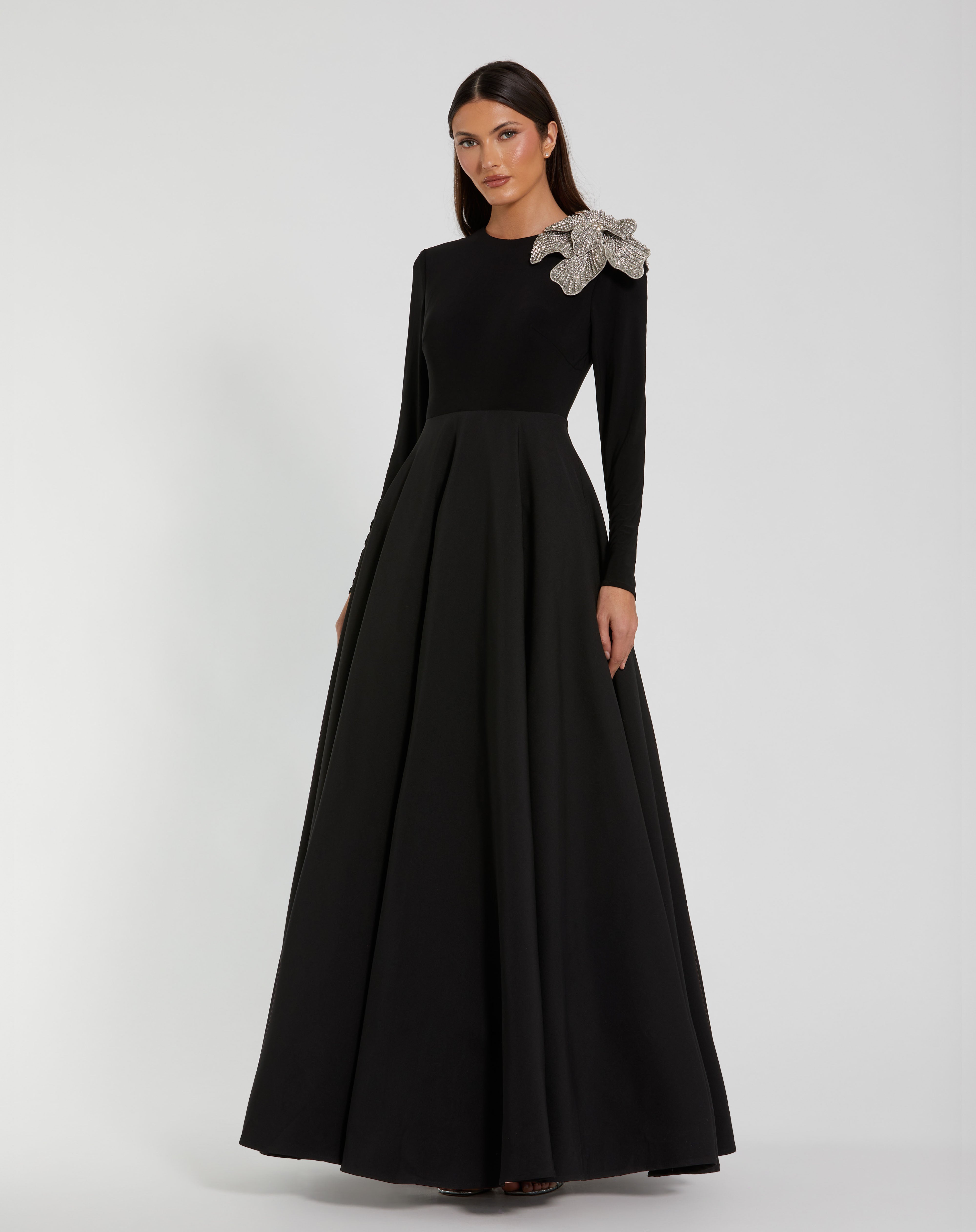 Black Crew Neck Floor-Length Mikado Formal Beaded Dress Mac Duggal 9911832P