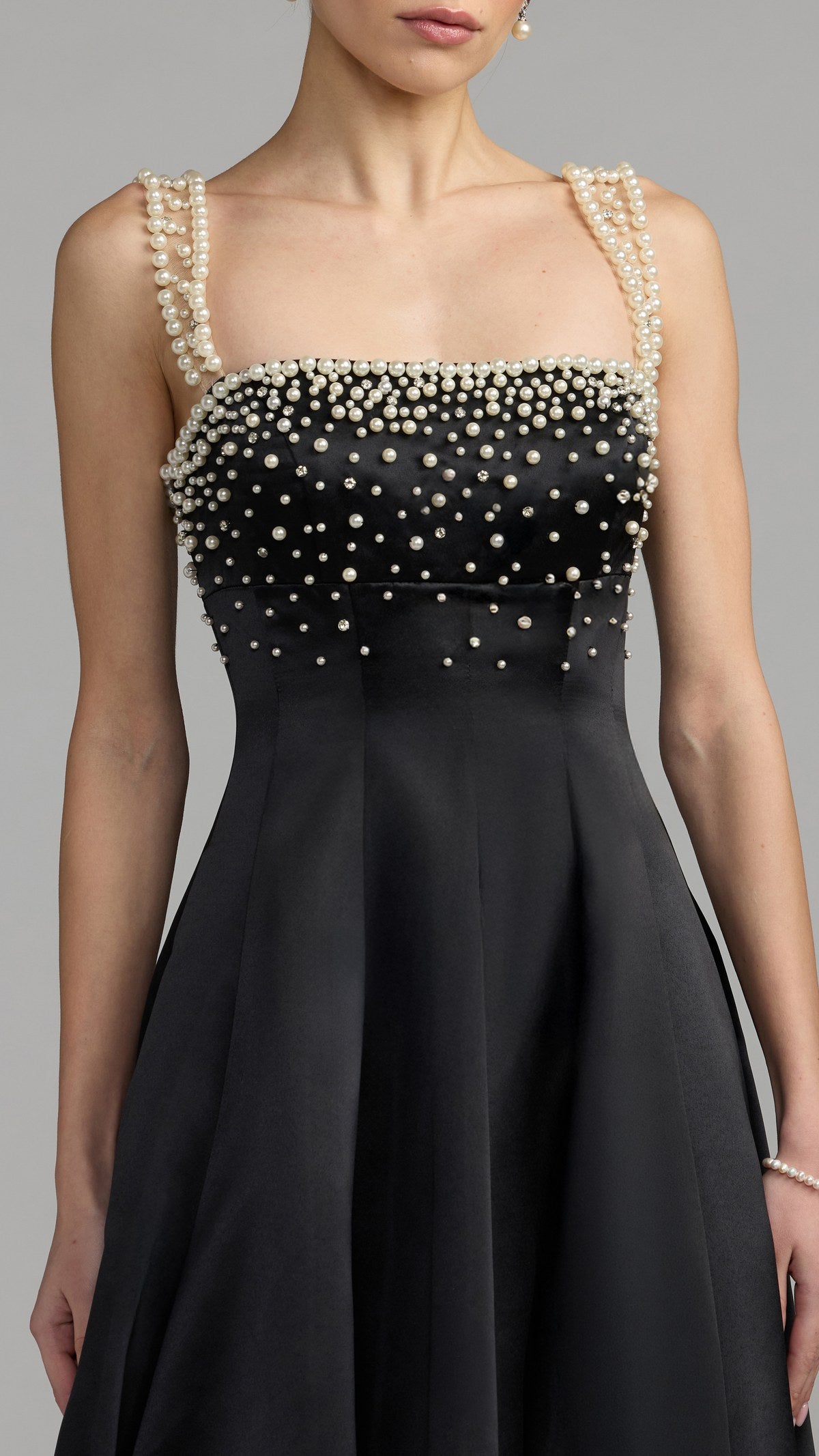 Mac Duggal style 992426P in Black, detail view