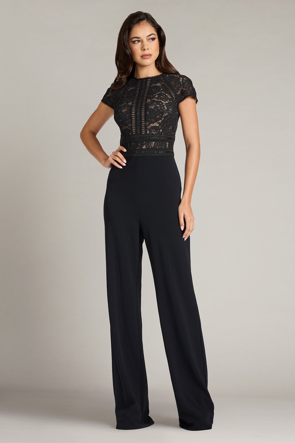 Crew High-Neck Floor-Length Lace Formal Sheath Column Tadashi Shoji AYV17705Y