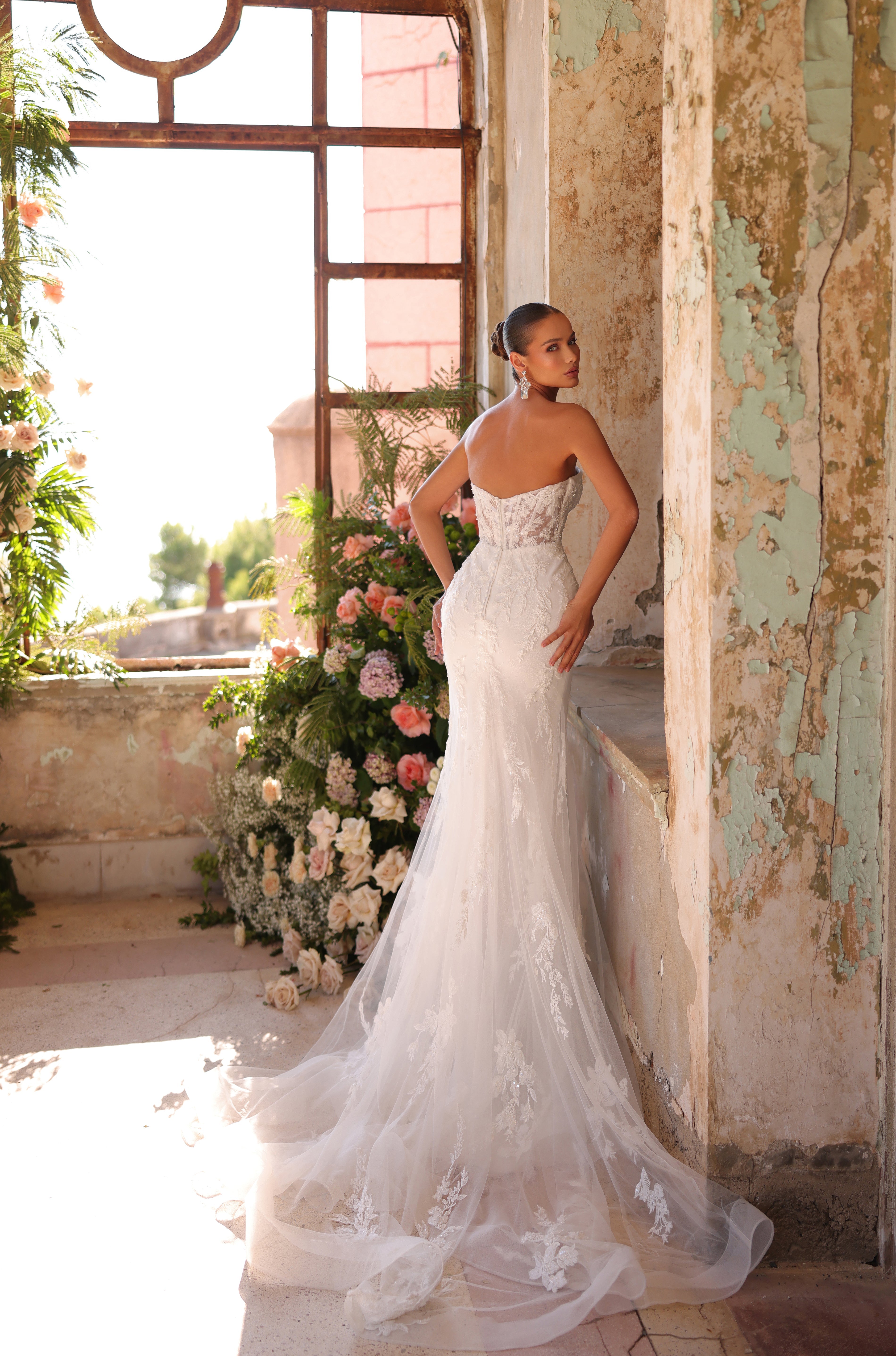 Wedding Dresses Long Lace Mermaid Bridal Wedding Dress Amarra 44018 Ivory/Nude