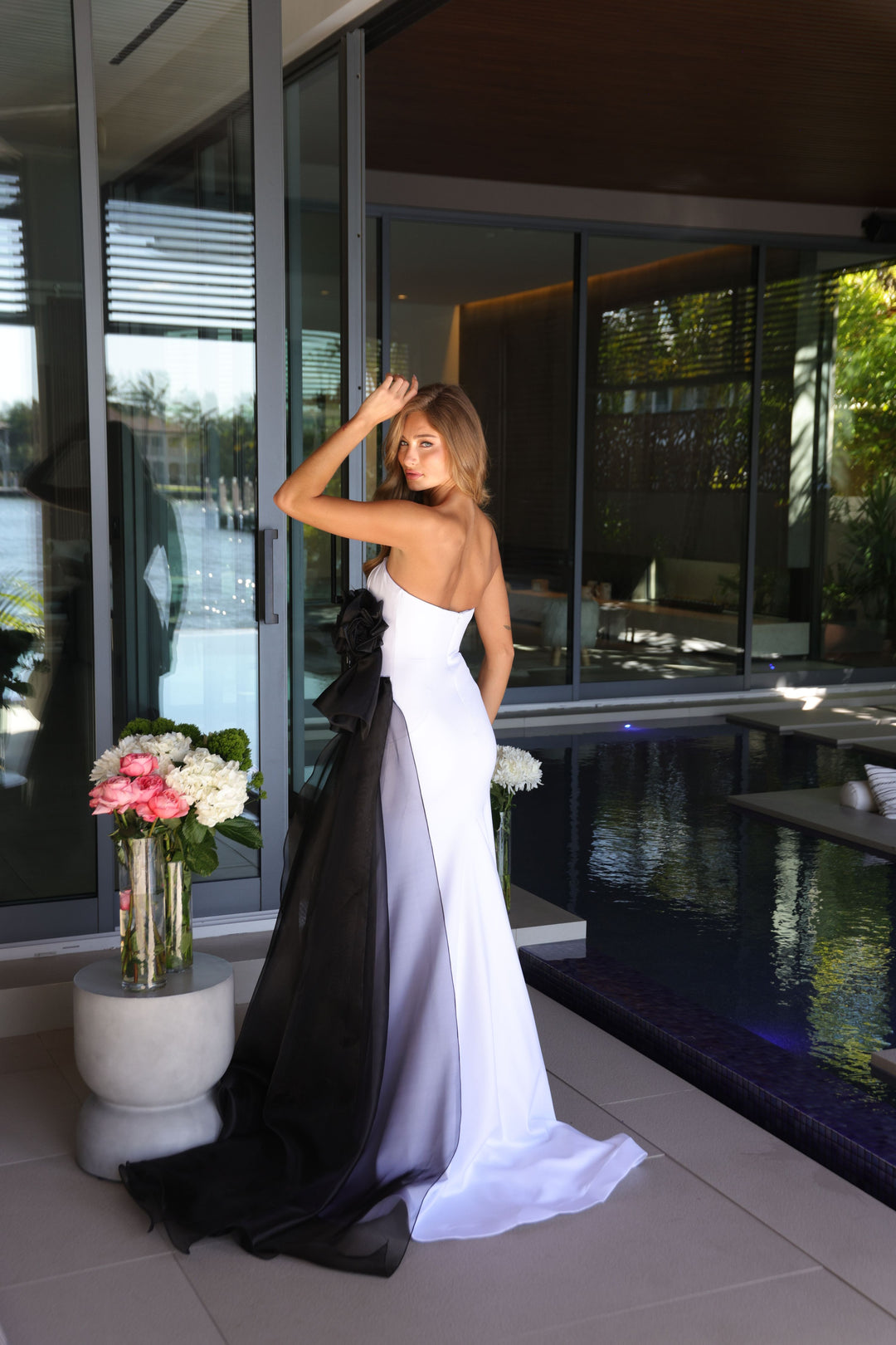 Prom Dresses Fitted Slit Long Formal Evening Prom Gown White/Black