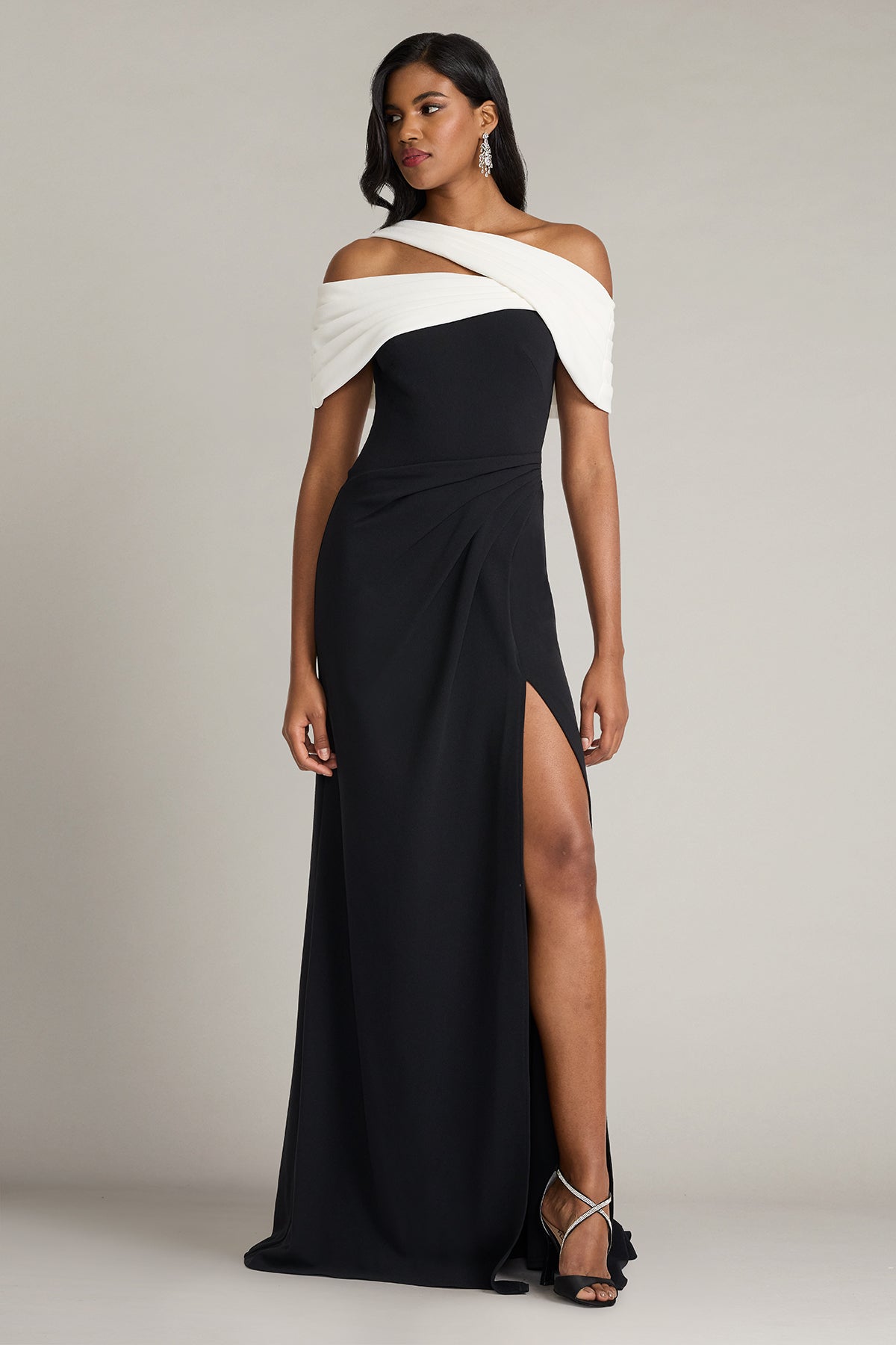 One-Shoulder Floor-Length Crepe Formal Sheath/Column Tadashi Shoji BOS26181L