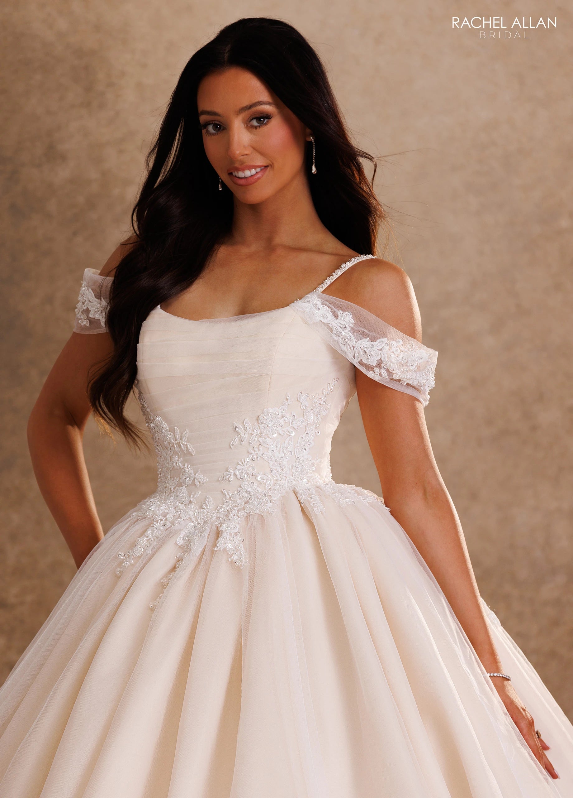 Scoop Floor-Length Tulle Wedding Dress Ball Gown Rachel Allan RB6202