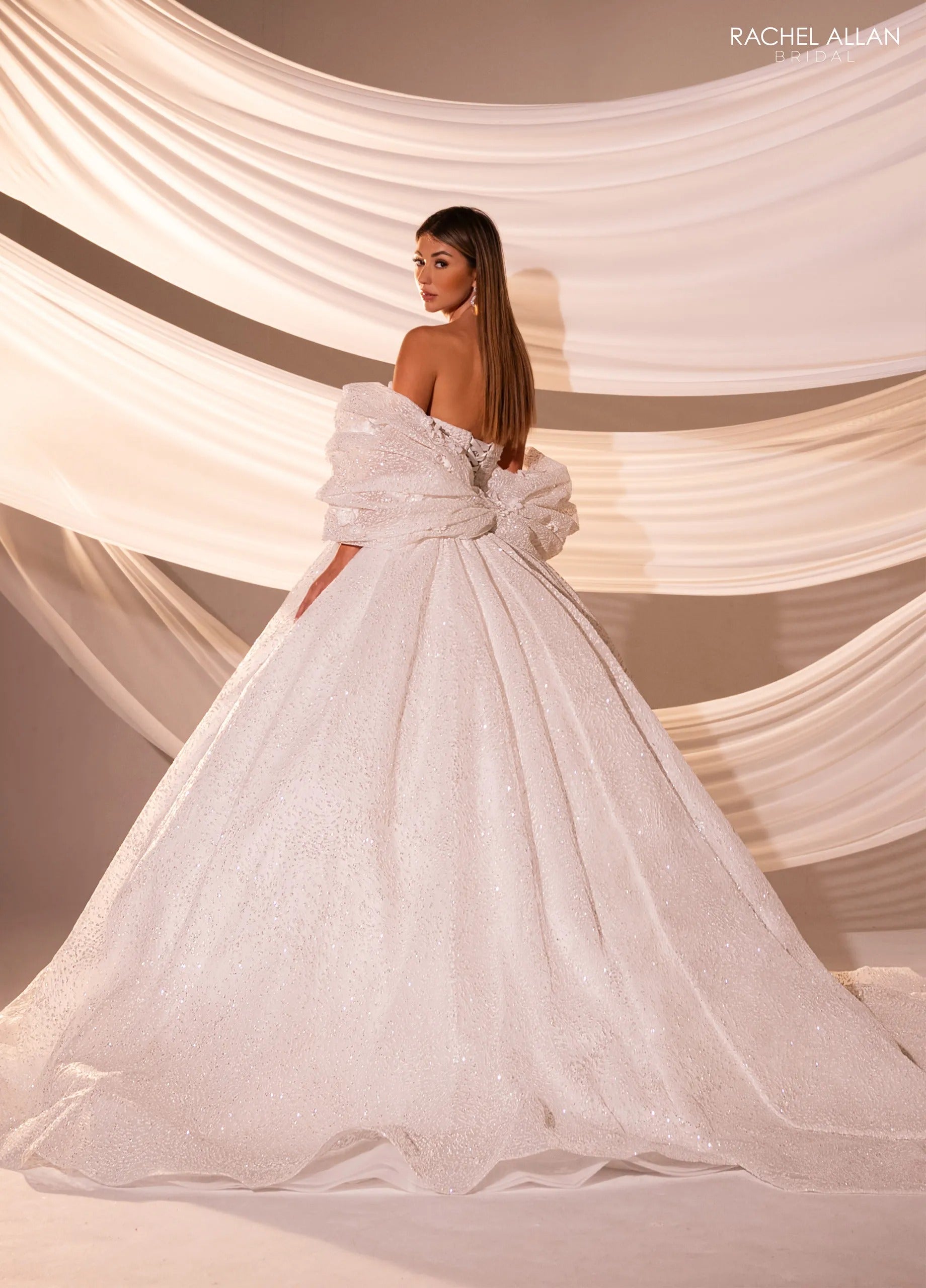 Ivory Nude Sweetheart Floor-Length Tulle Wedding Ball Gown with Detachable Puff Sleeves Rachel Allan RB5110