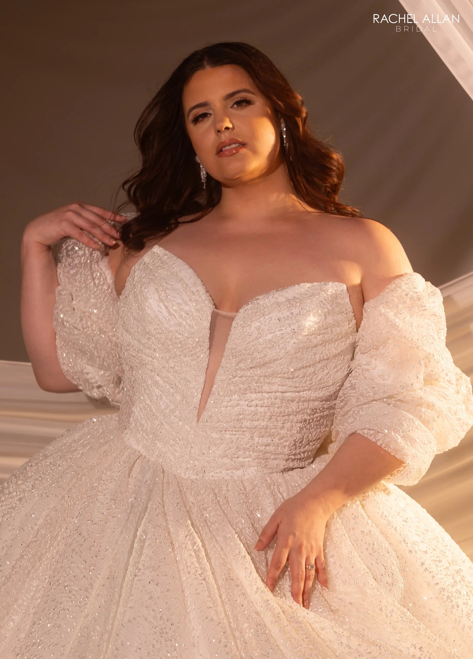 Ivory Nude Sweetheart Floor-Length Tulle Wedding Ball Gown with Detachable Puff Sleeves Rachel Allan RB5110