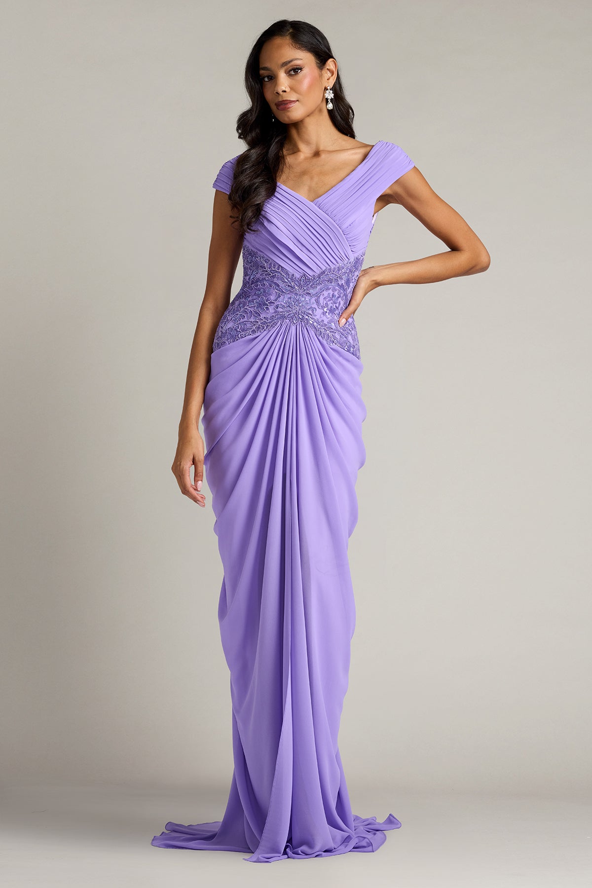 V-Neck Floor-Length Chiffon Formal Sheath/Column Tadashi Shoji SCJI26162L