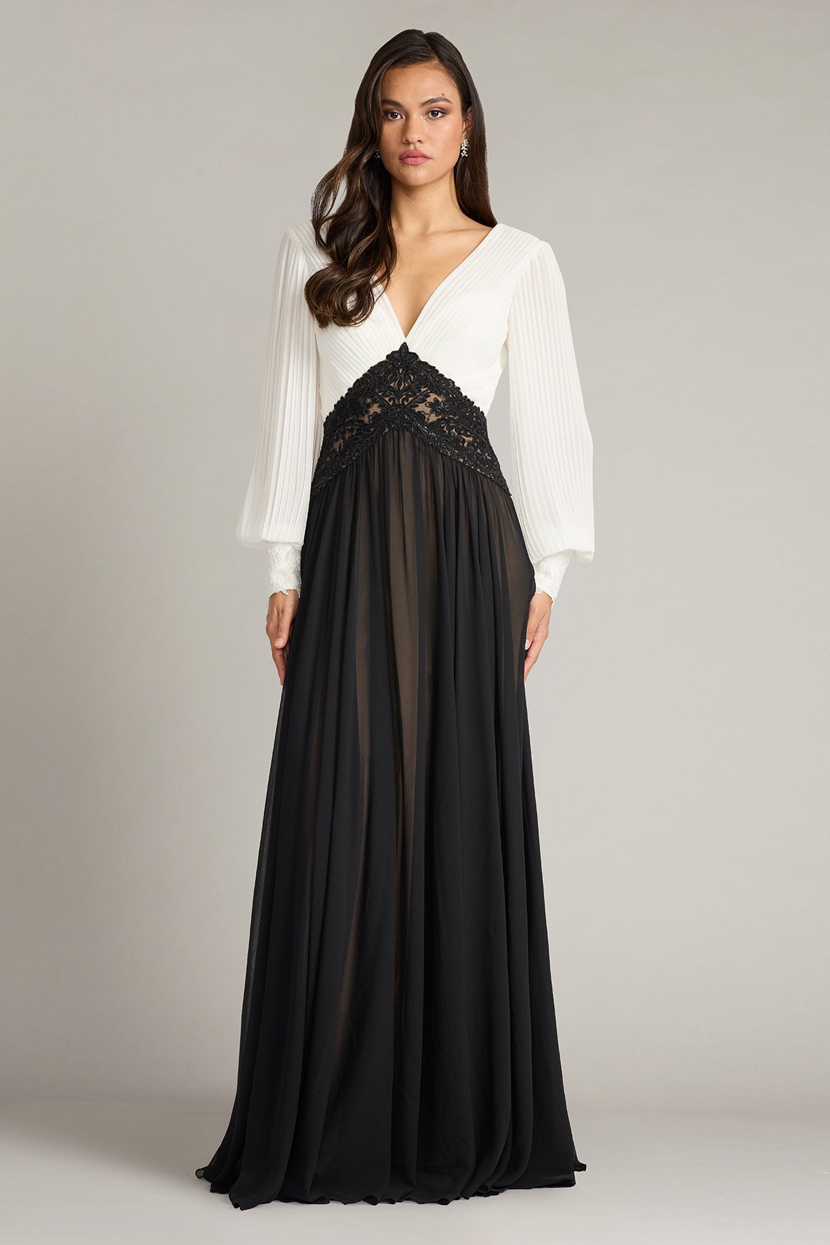 V-Neck Floor-Length Chiffon Formal A-Line Tadashi Shoji CJI26163L